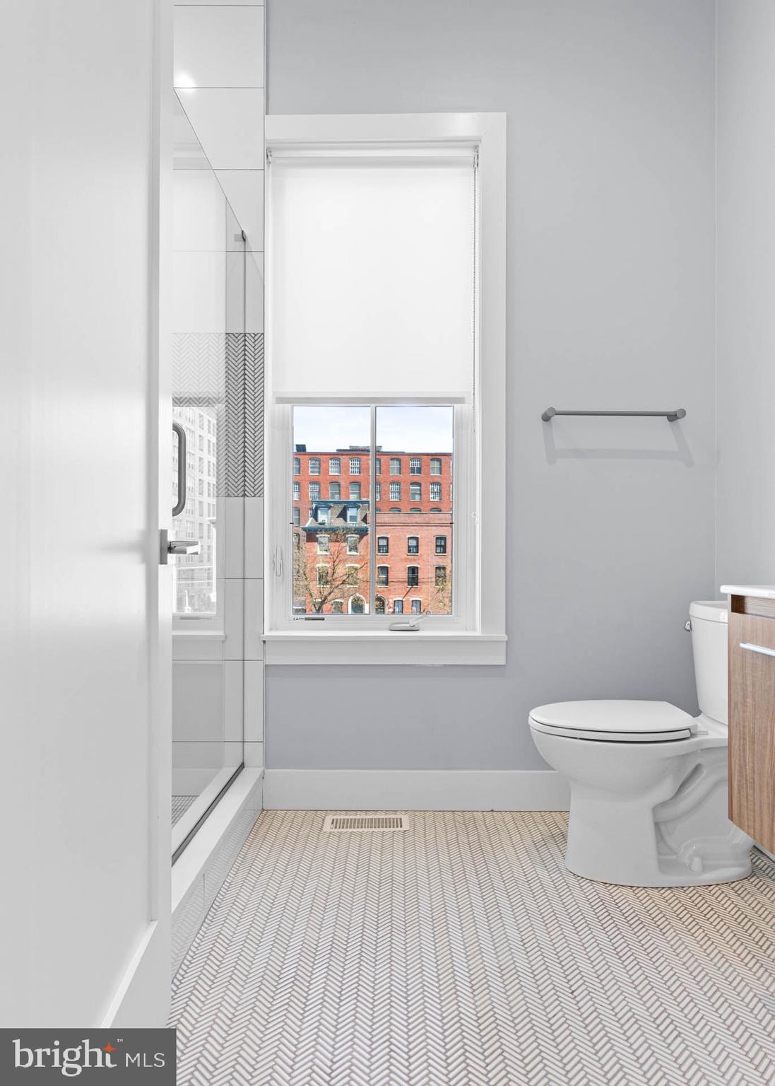 FAIRMOUNT - Residential