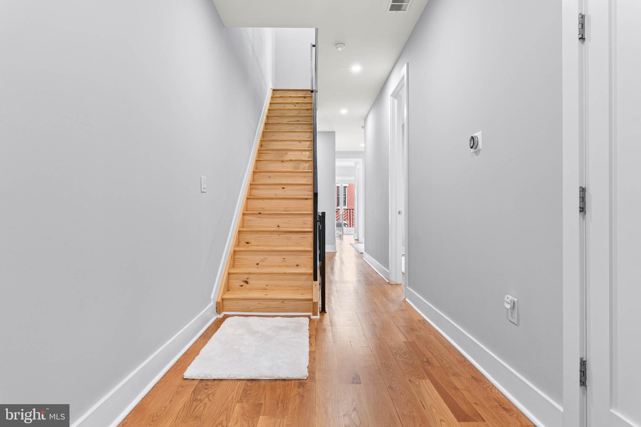 FAIRMOUNT - Residential