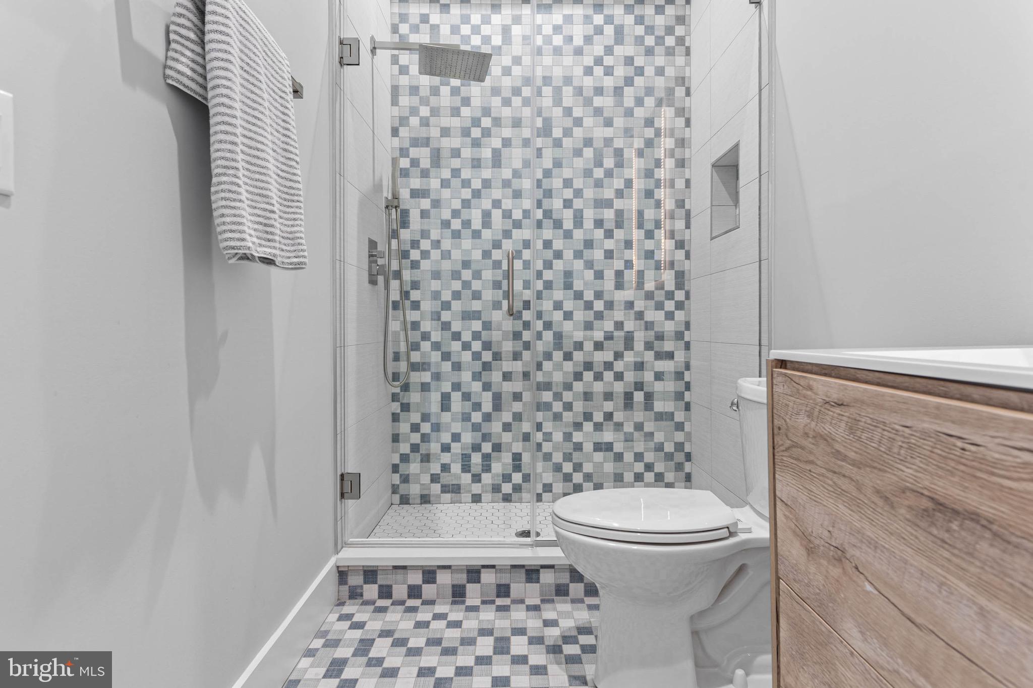 FAIRMOUNT - Residential