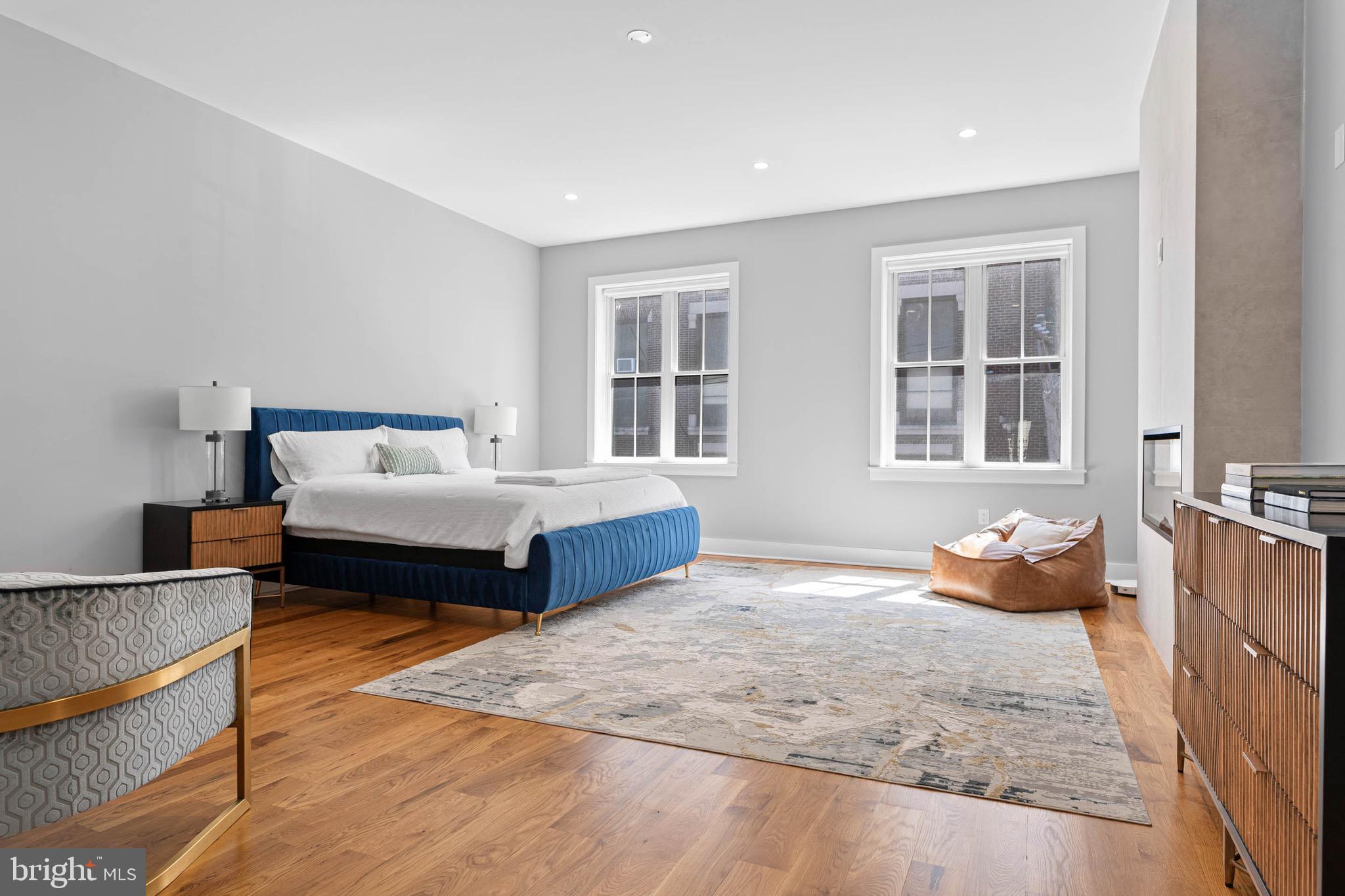 FAIRMOUNT - Residential