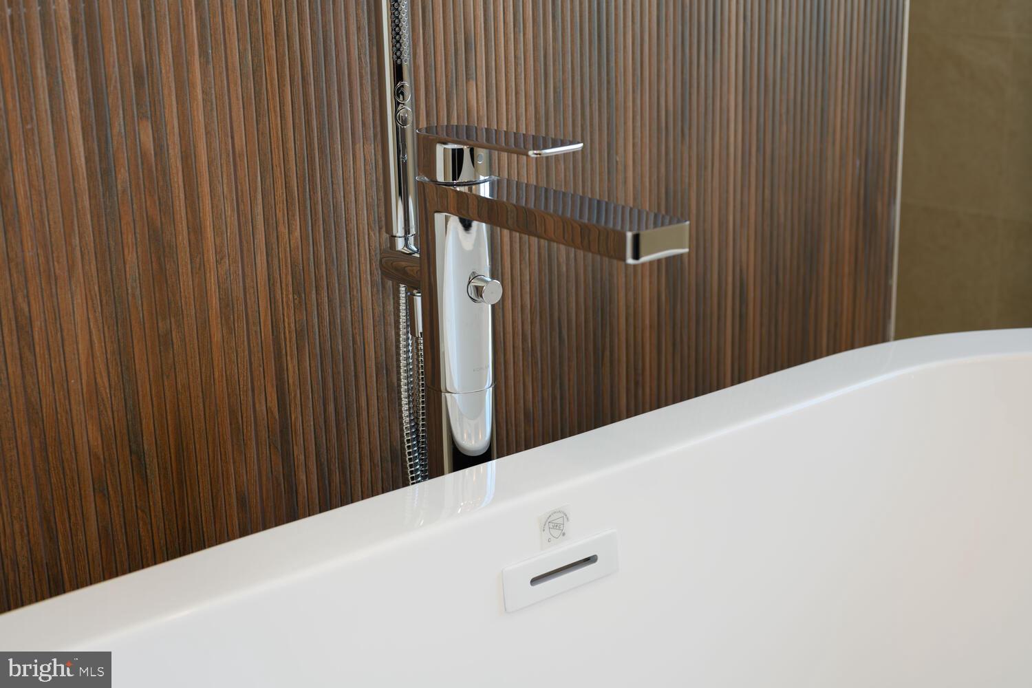 TILGHMAN ON CHESAPEAKE - Residential