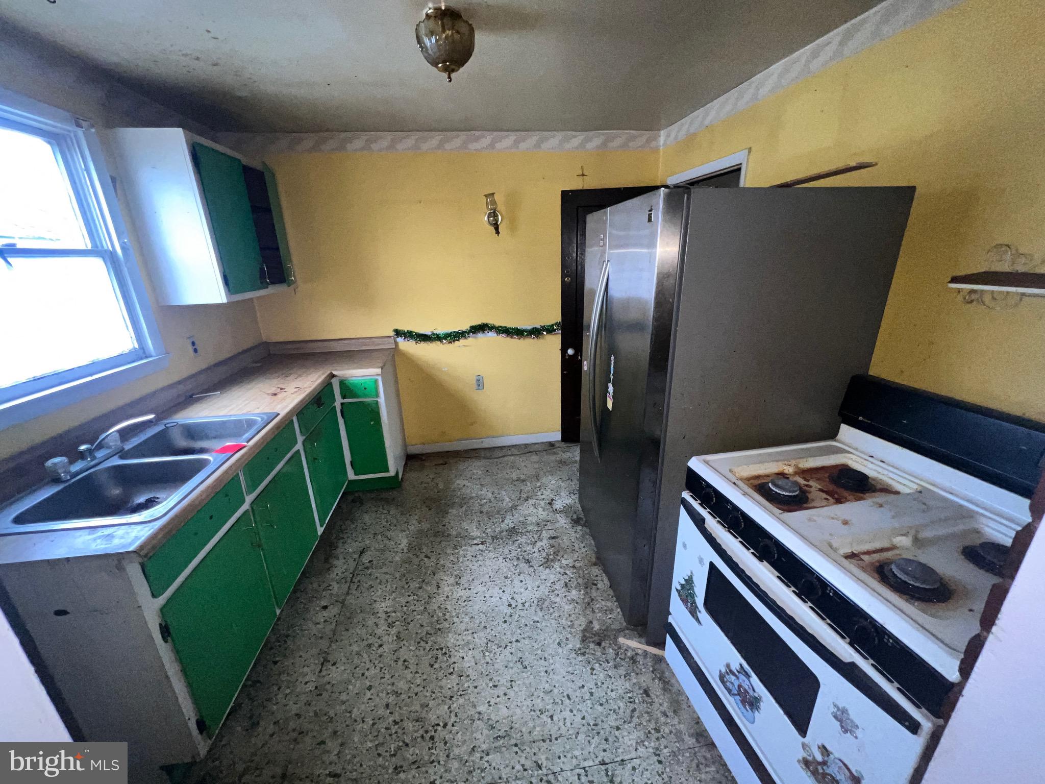 BLACK ADDITION - Residential