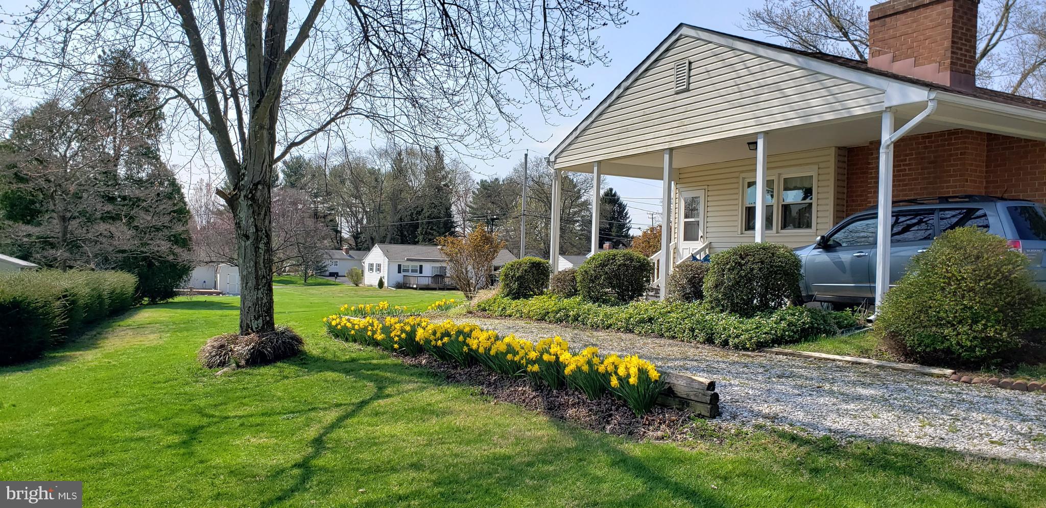 COLONIAL ACRES - Residential