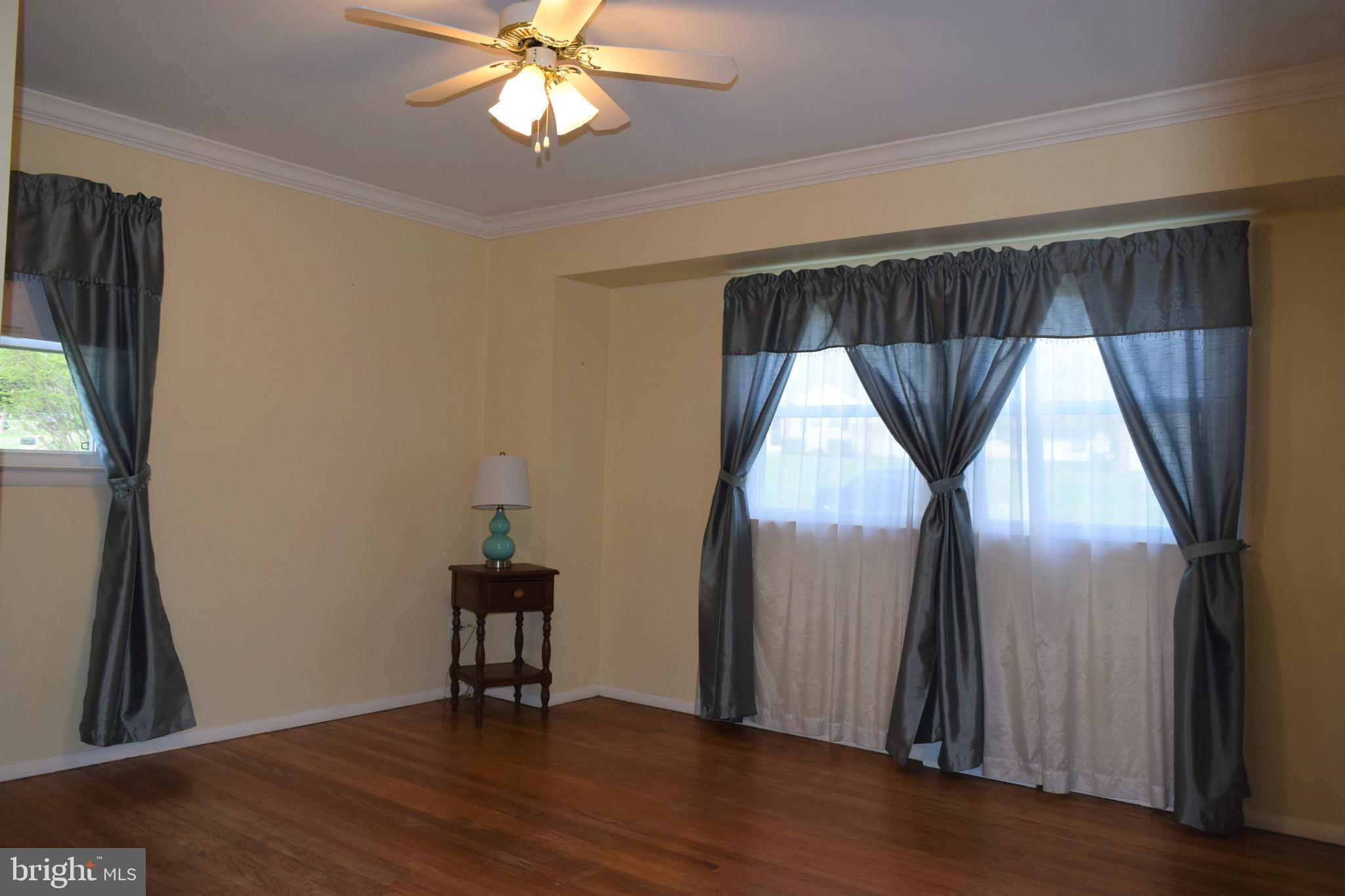 COLONIAL ACRES - Residential