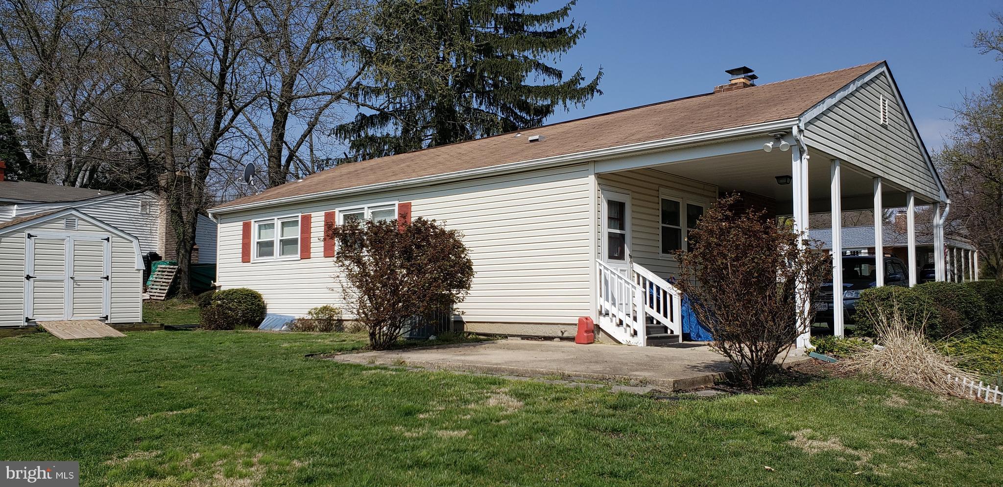 COLONIAL ACRES - Residential