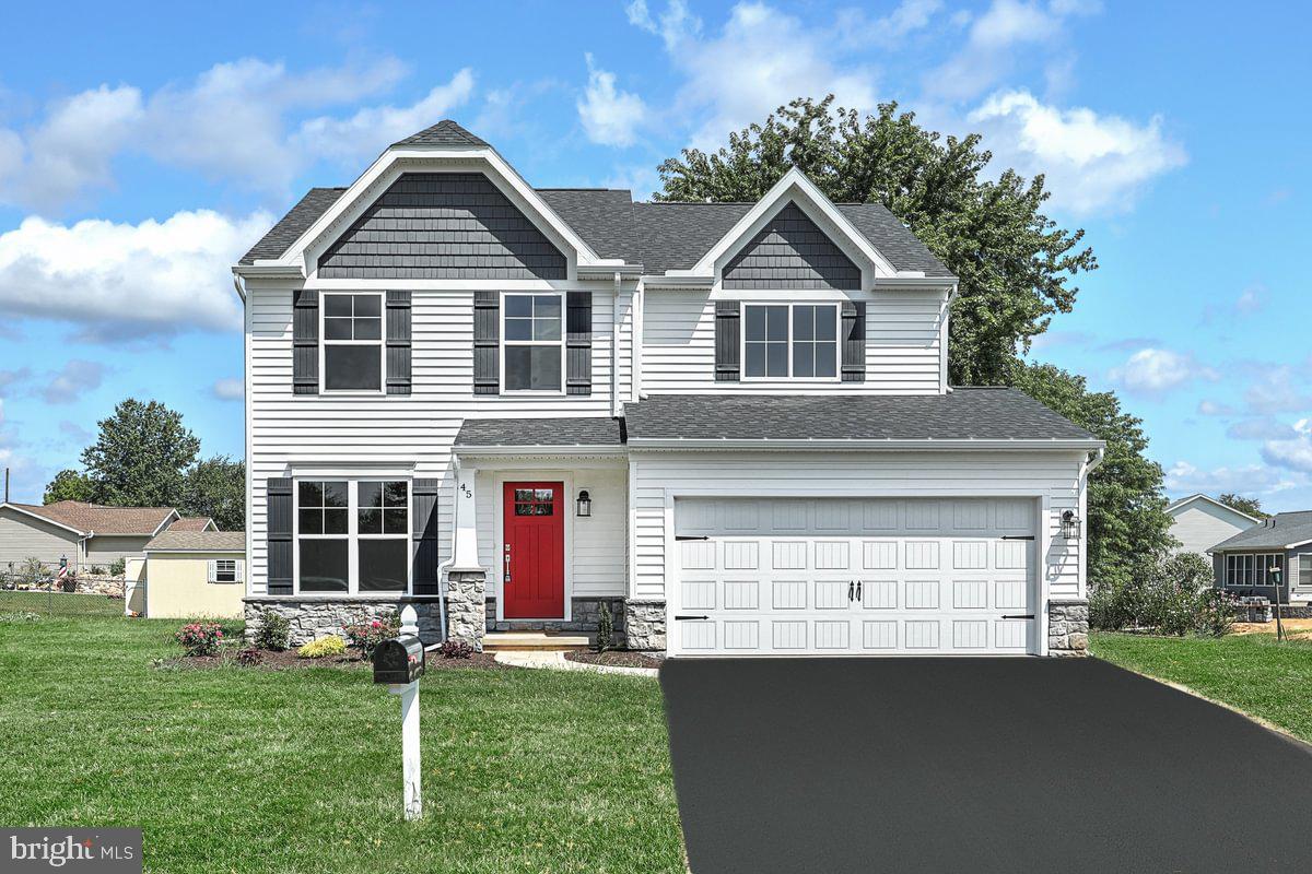 🔥 Build your dream home & save big — 50% OFF ALL OPTIONS (max $20K)! 📄 Details in attached brochure.
Welcome to The Revere - Where Comfort Meets Style! Experience modern living at its finest with this home designed to elevate your lifestyle. The open floor plan seamlessly integrates the kitchen, breakfast area, and family room, perfect for gatherings. On the first floor, find convenience with a mudroom, half bath, and versatile flex room. Upstairs, the expansive owner's suite offers a private bathroom and walk-in closet for a serene escape. Three more bedrooms, a full bathroom, and a laundry area provide ample space for the family. Customize the unfinished basement to your liking. Rest assured with a 10-year warranty included. Don't miss this opportunity!
📢This listing represents a base home plan that can be built in this community. The listed price reflects the base price only and does not include optional upgrades, lot premiums, or additional features, which may be available at an additional cost. Pricing, features, and availability are subject to change without notice.🚧
📸 Photos are of a similar model and may display upgrades not included in the listed price.