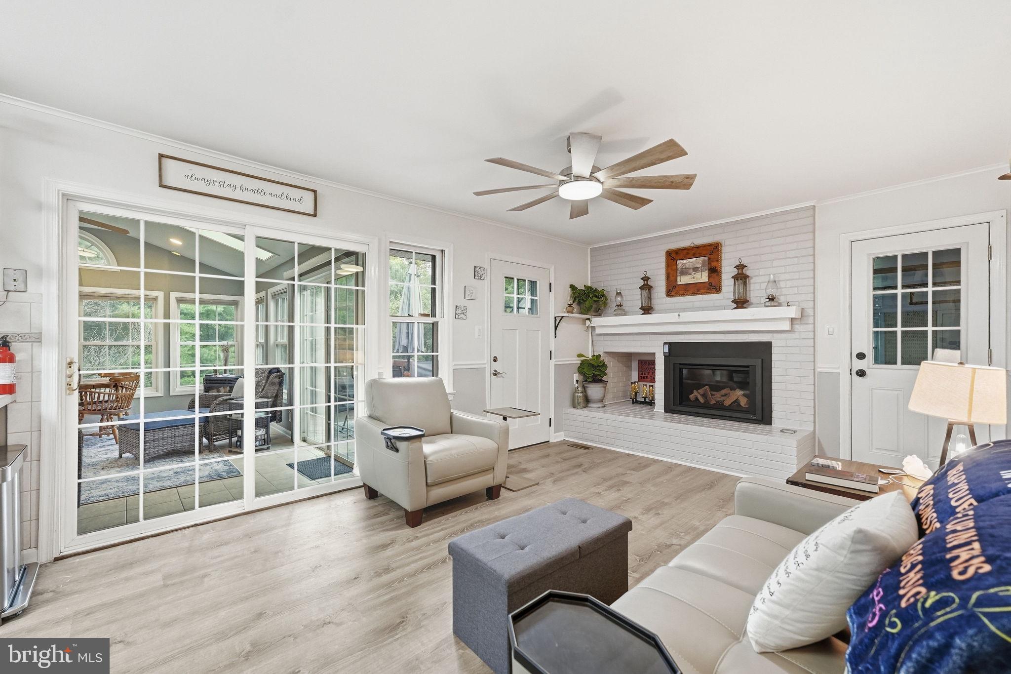 8114 HILLCREST DRIVE