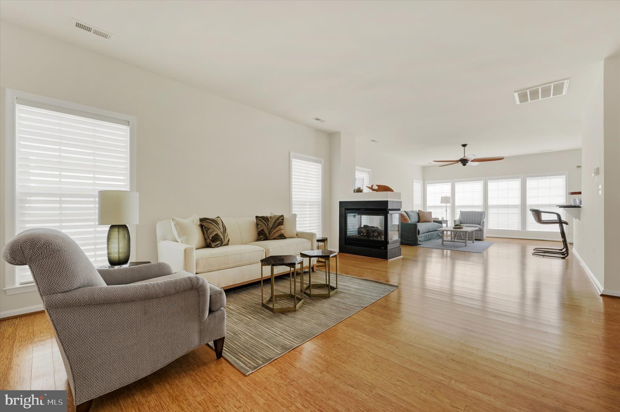 SYMPHONY VILLAGE AT CENTREVILLE - Residential