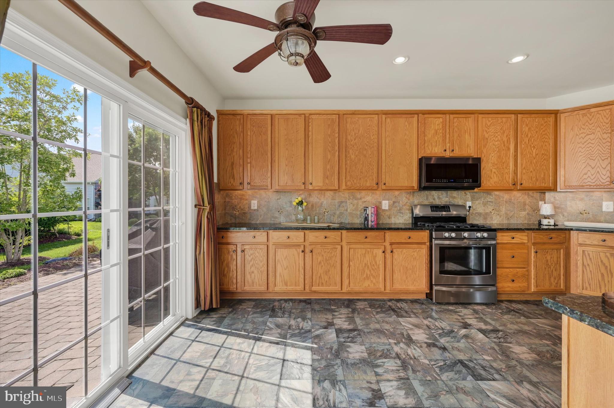 SYMPHONY VILLAGE AT CENTREVILLE - Residential