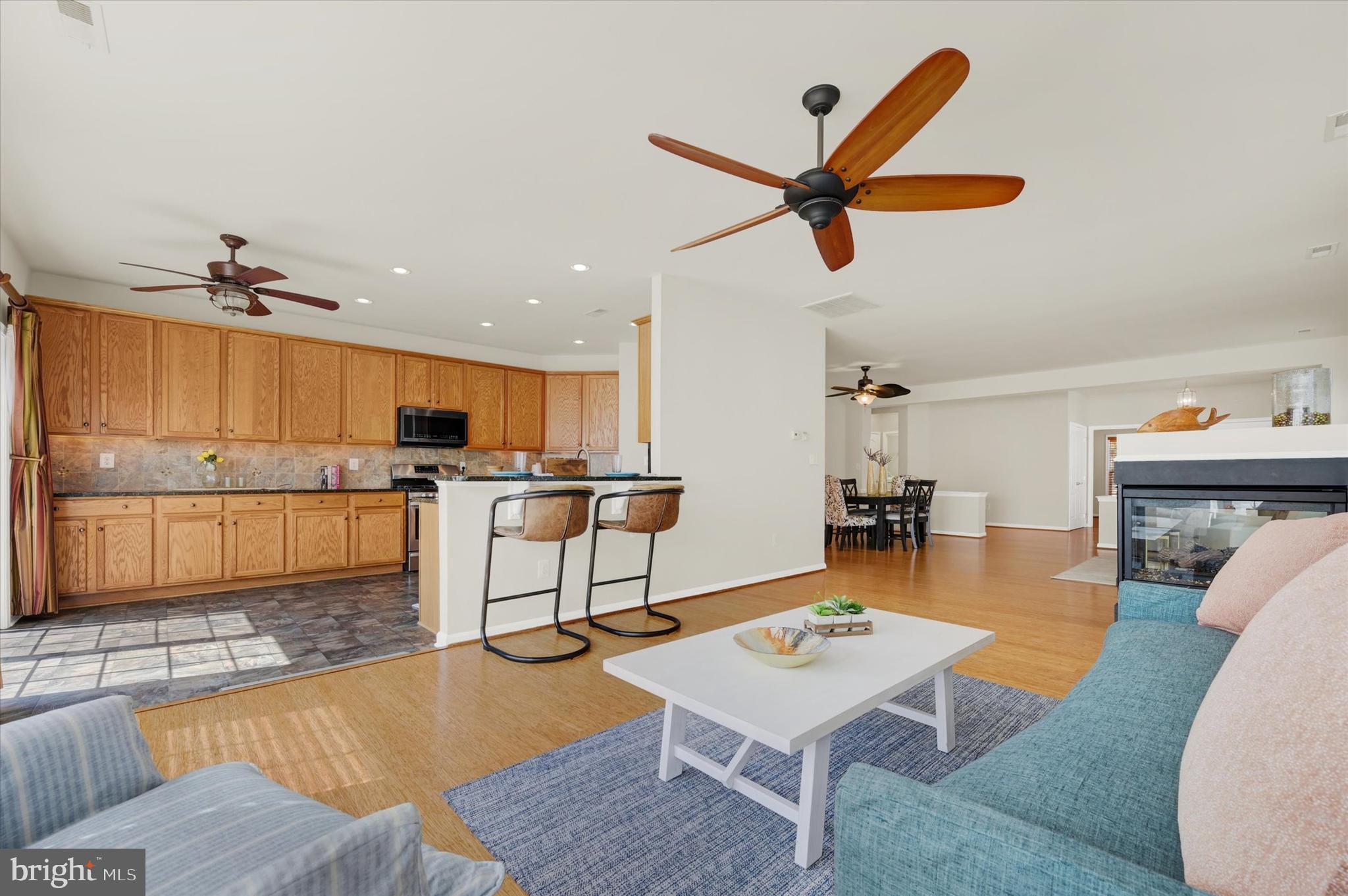 SYMPHONY VILLAGE AT CENTREVILLE - Residential