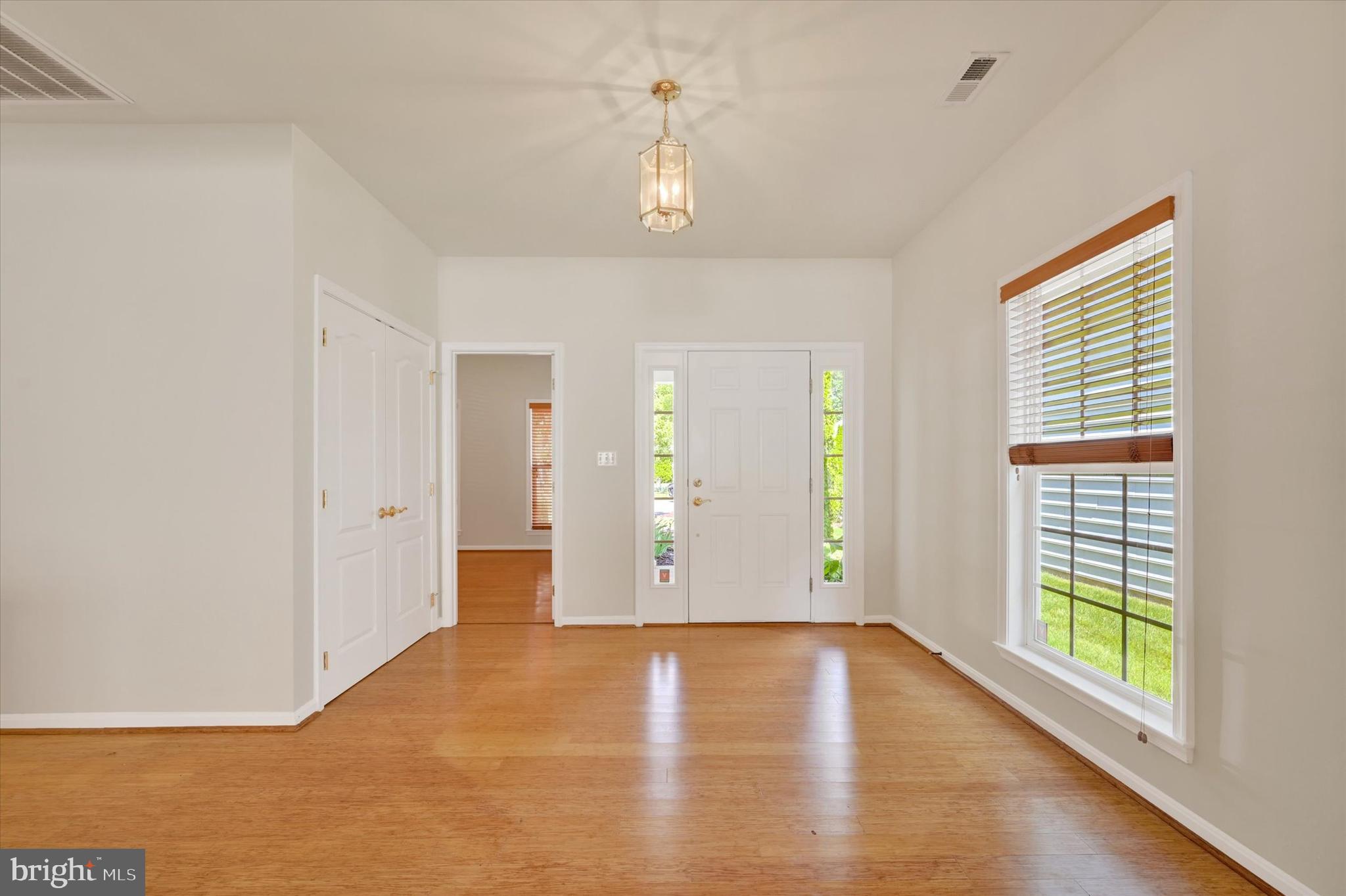 SYMPHONY VILLAGE AT CENTREVILLE - Residential