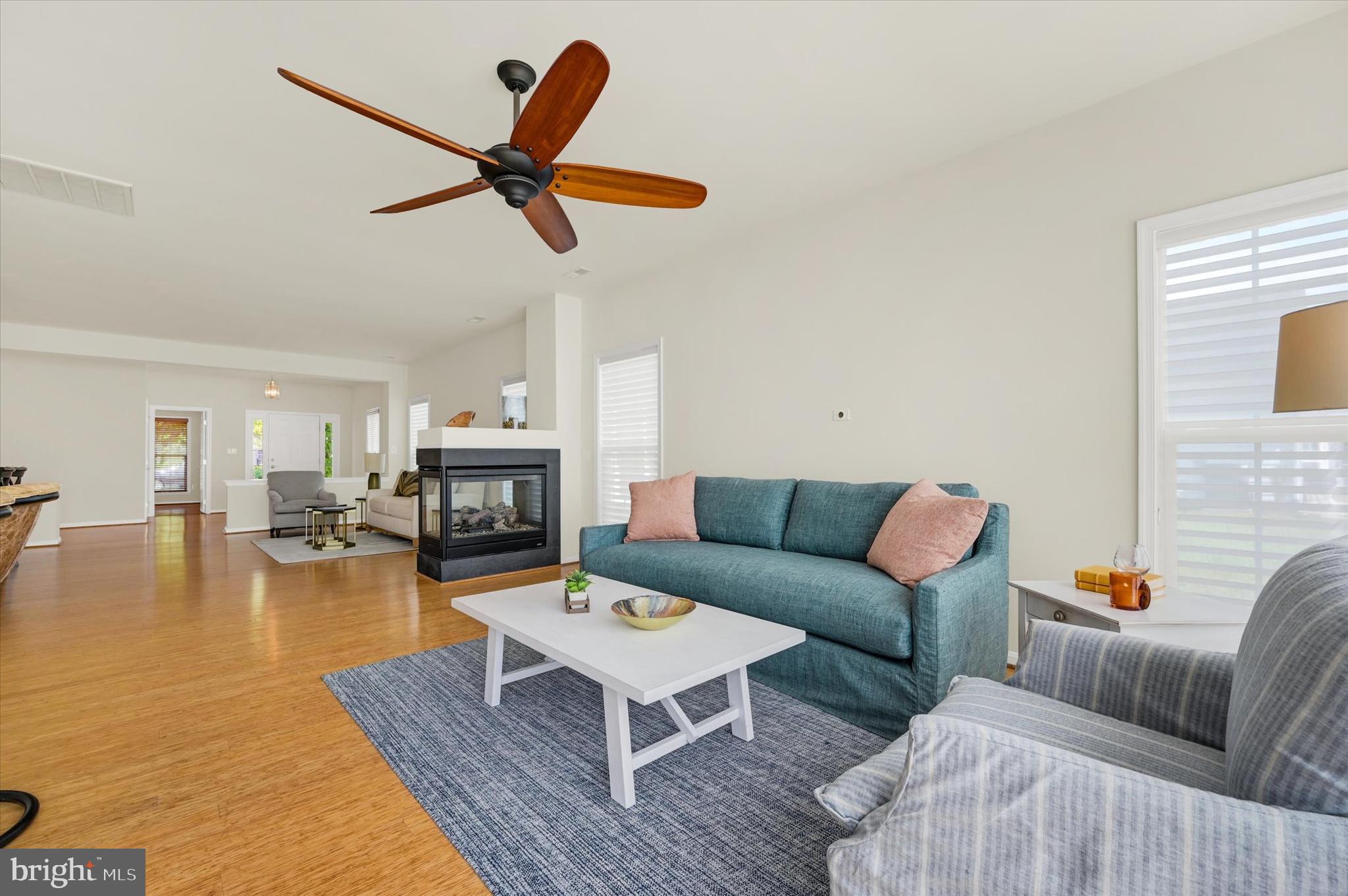 SYMPHONY VILLAGE AT CENTREVILLE - Residential