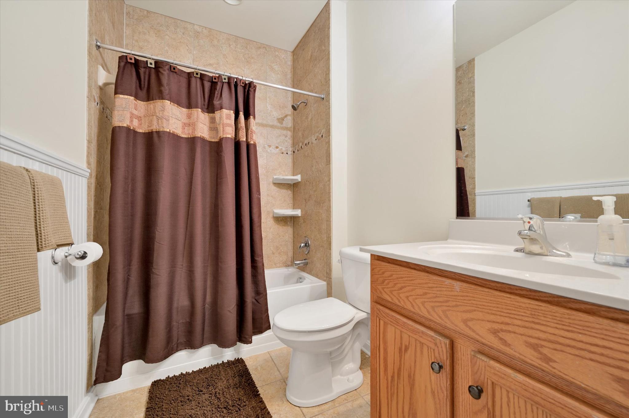 SYMPHONY VILLAGE AT CENTREVILLE - Residential