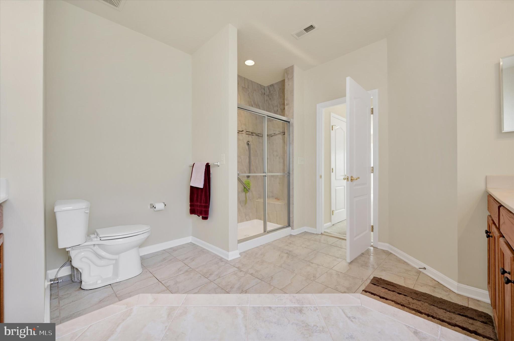 SYMPHONY VILLAGE AT CENTREVILLE - Residential