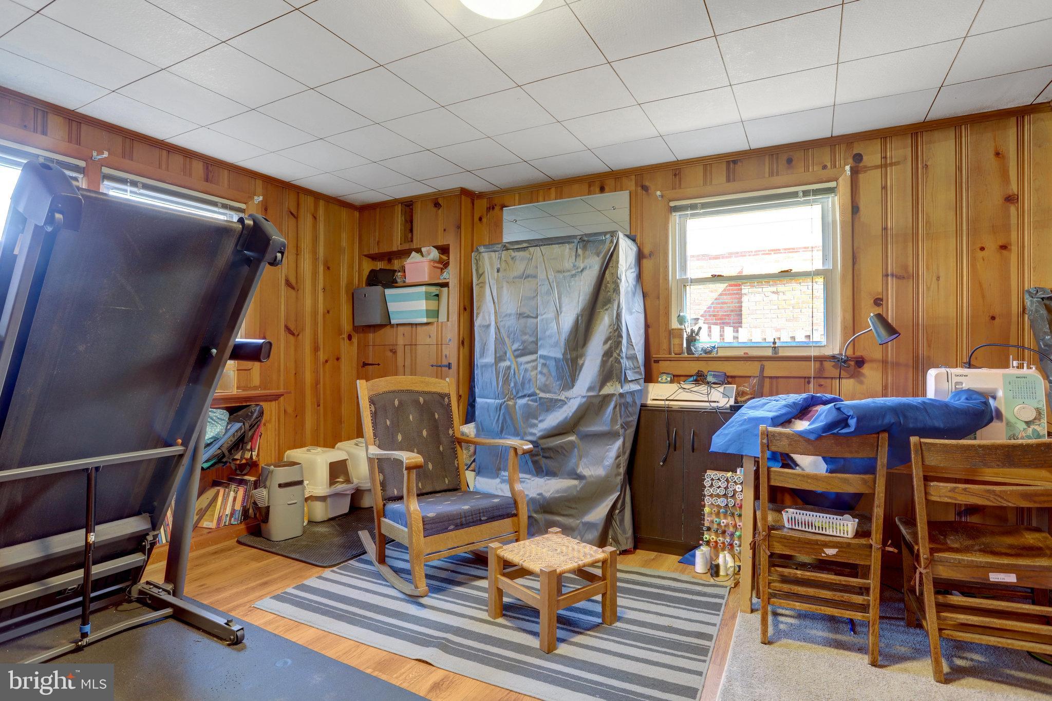 BOULEVARD MANOR - Residential Lease