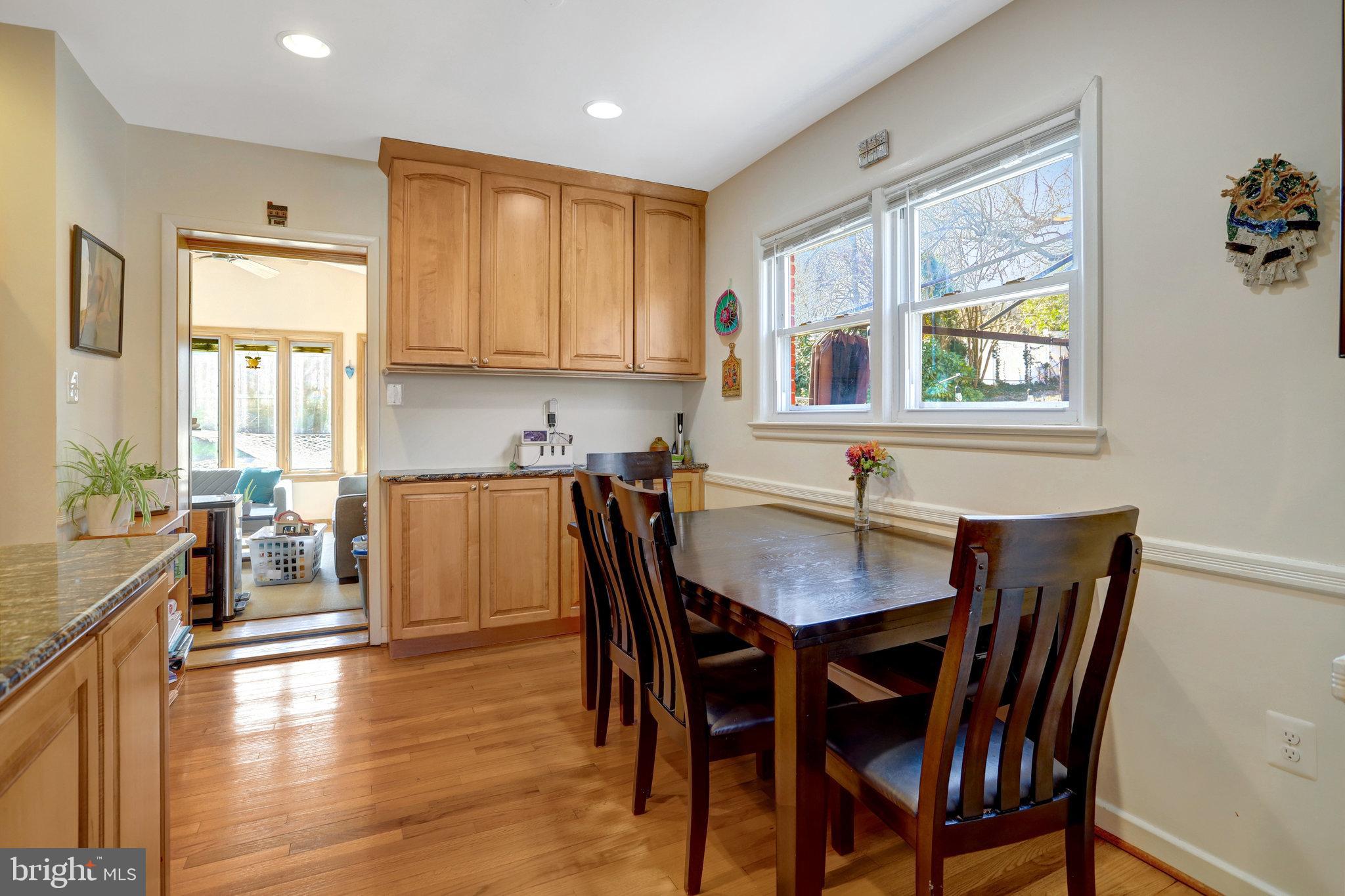 BOULEVARD MANOR - Residential Lease