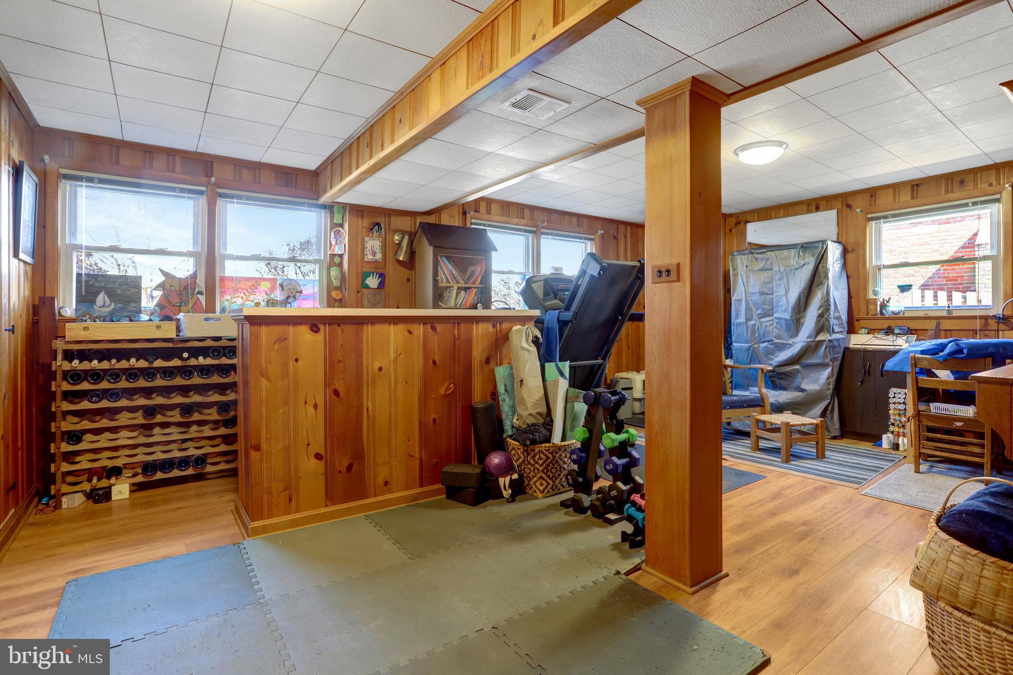 BOULEVARD MANOR - Residential Lease