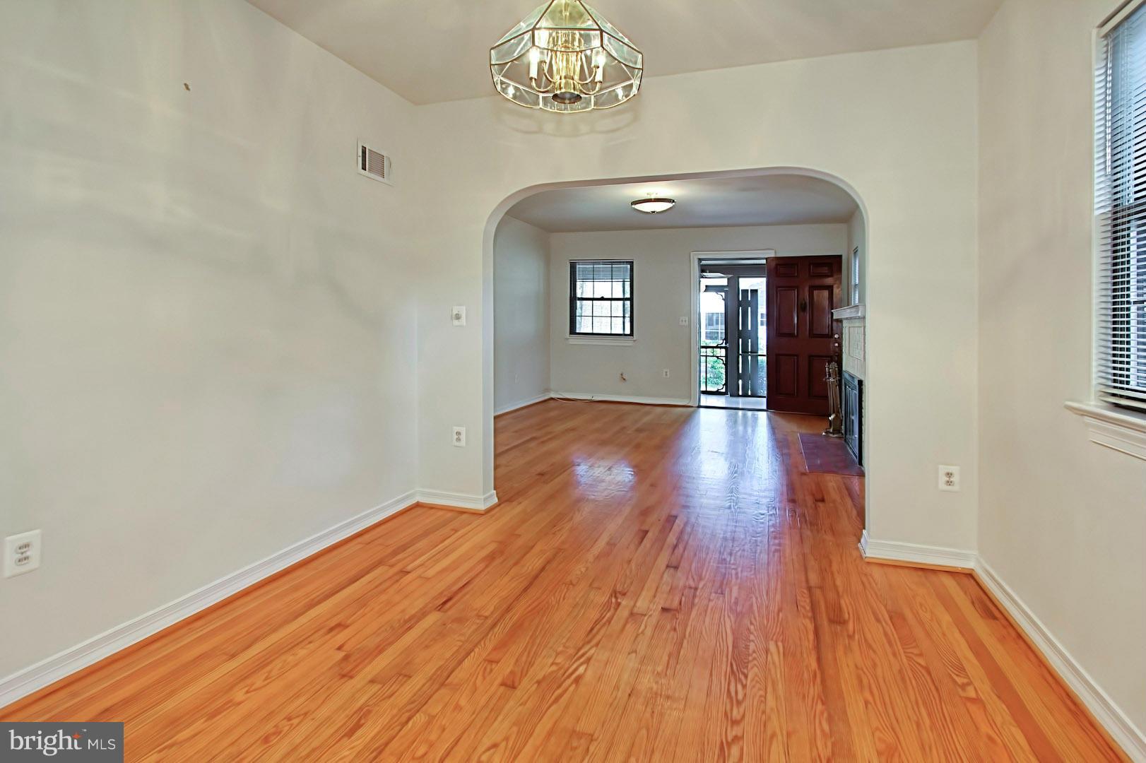 ADDISON HEIGHTS - Residential Lease