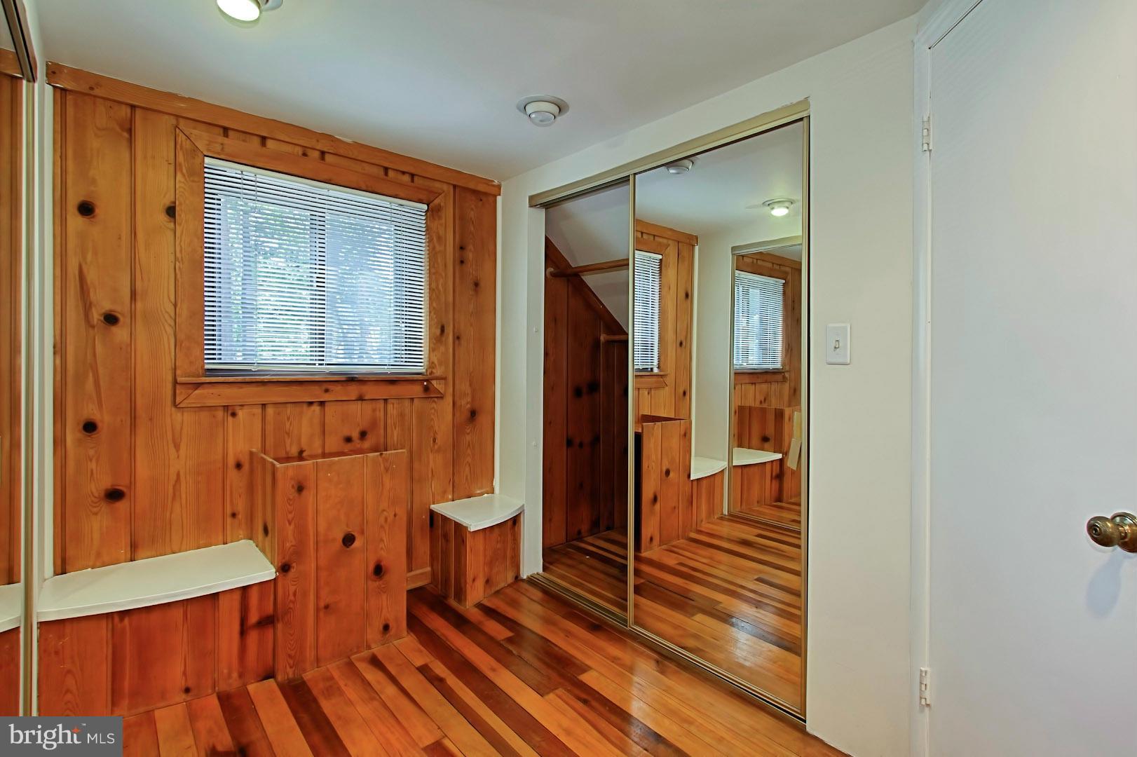 ADDISON HEIGHTS - Residential Lease