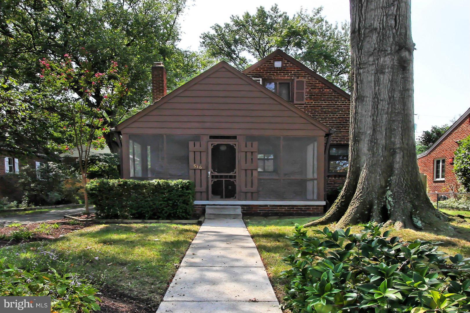 ADDISON HEIGHTS - Residential Lease