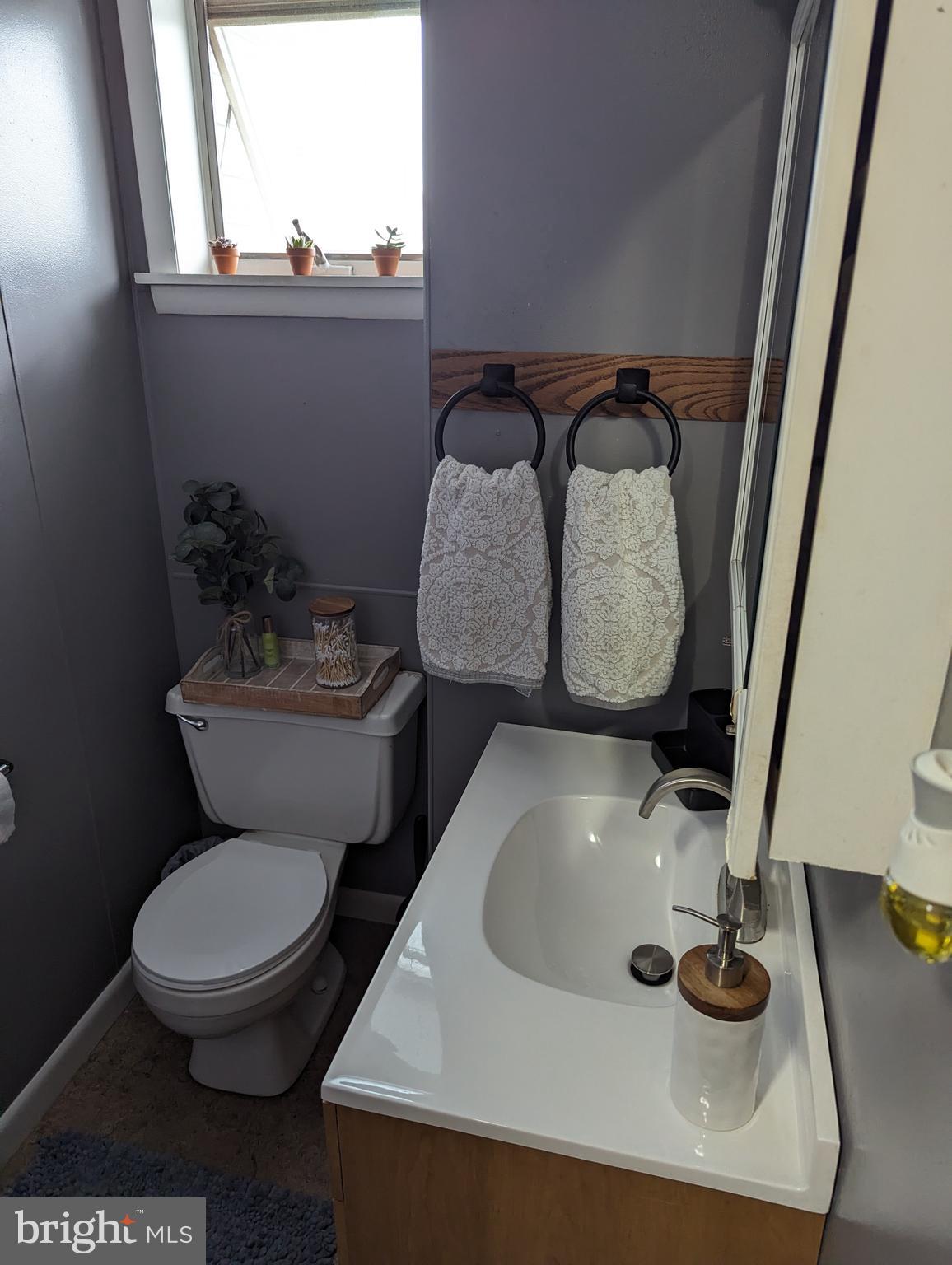 NEW MINERSVILLE - Residential