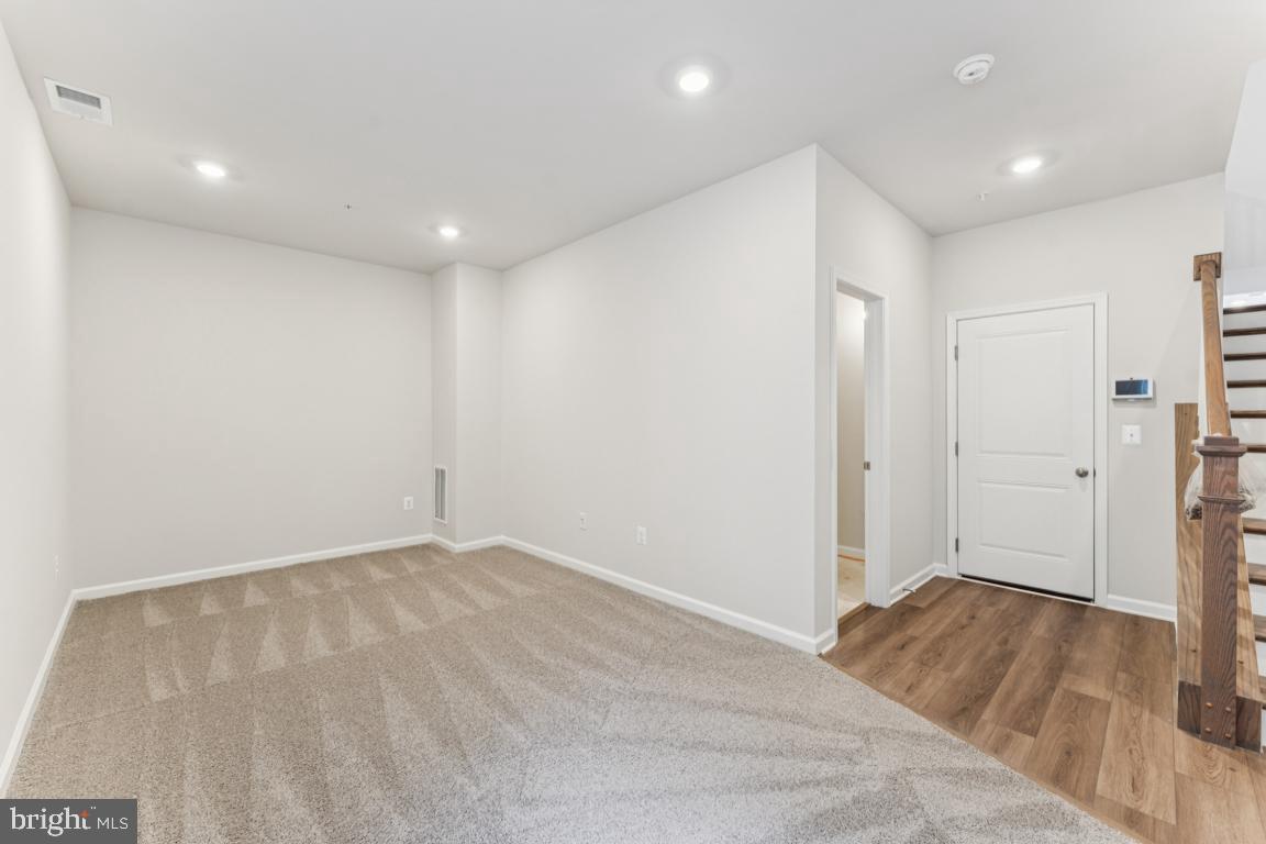 10178 KINGS GROVE WAY