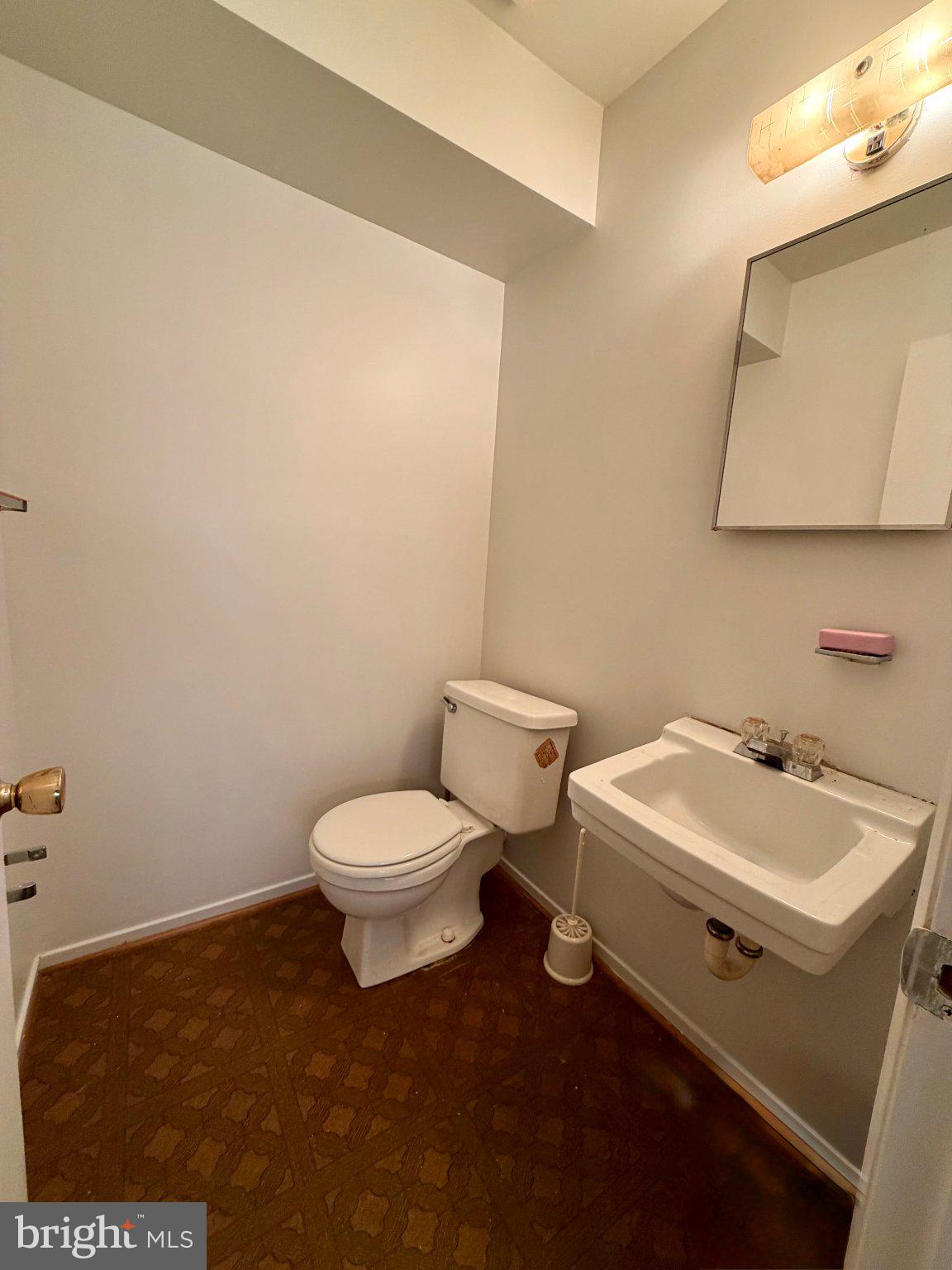 7639 SWAN TERRACE