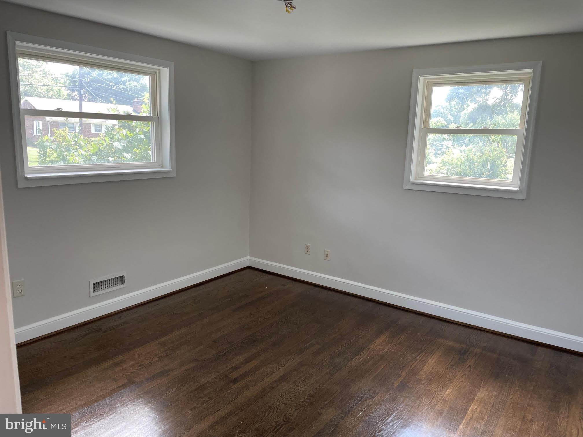 BROOKLAND ESTATES - Residential Lease