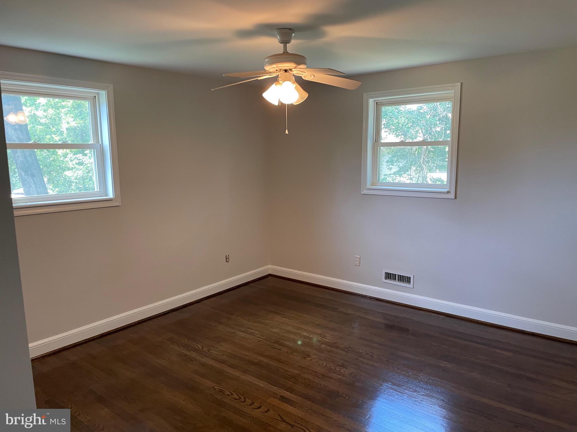 BROOKLAND ESTATES - Residential Lease