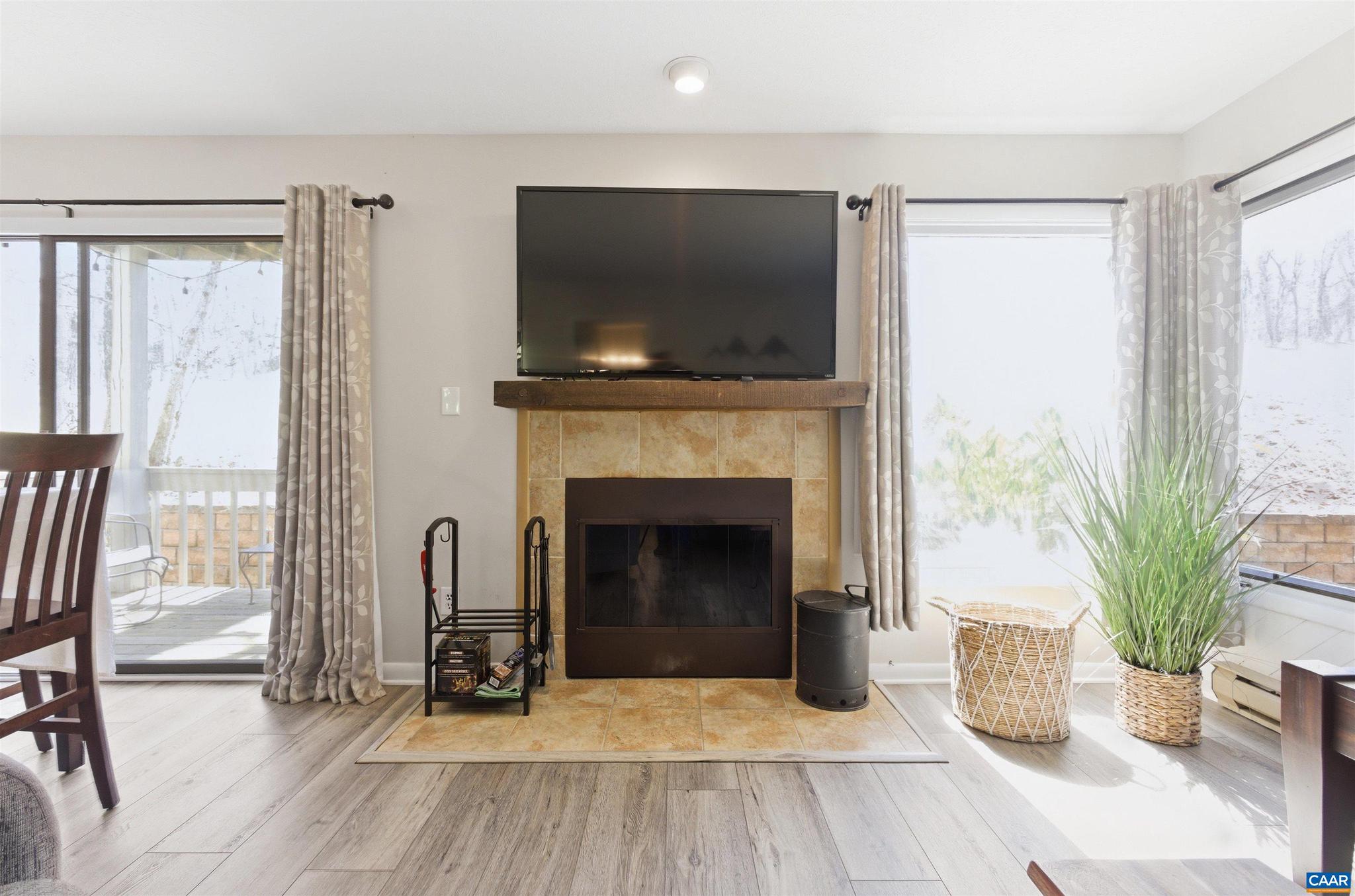 WINTERGREEN RESORT - Residential