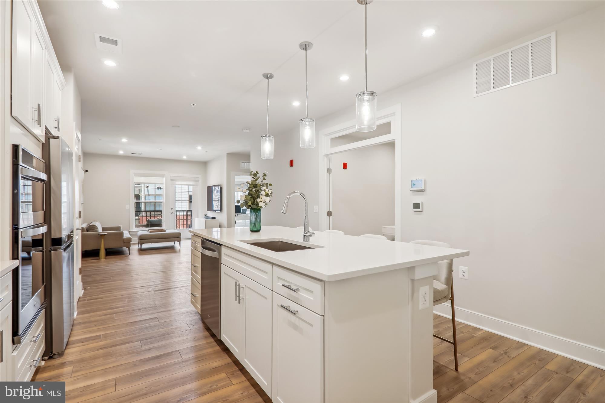 THE FLATS AT NATIONAL HARBOR - Residential Lease