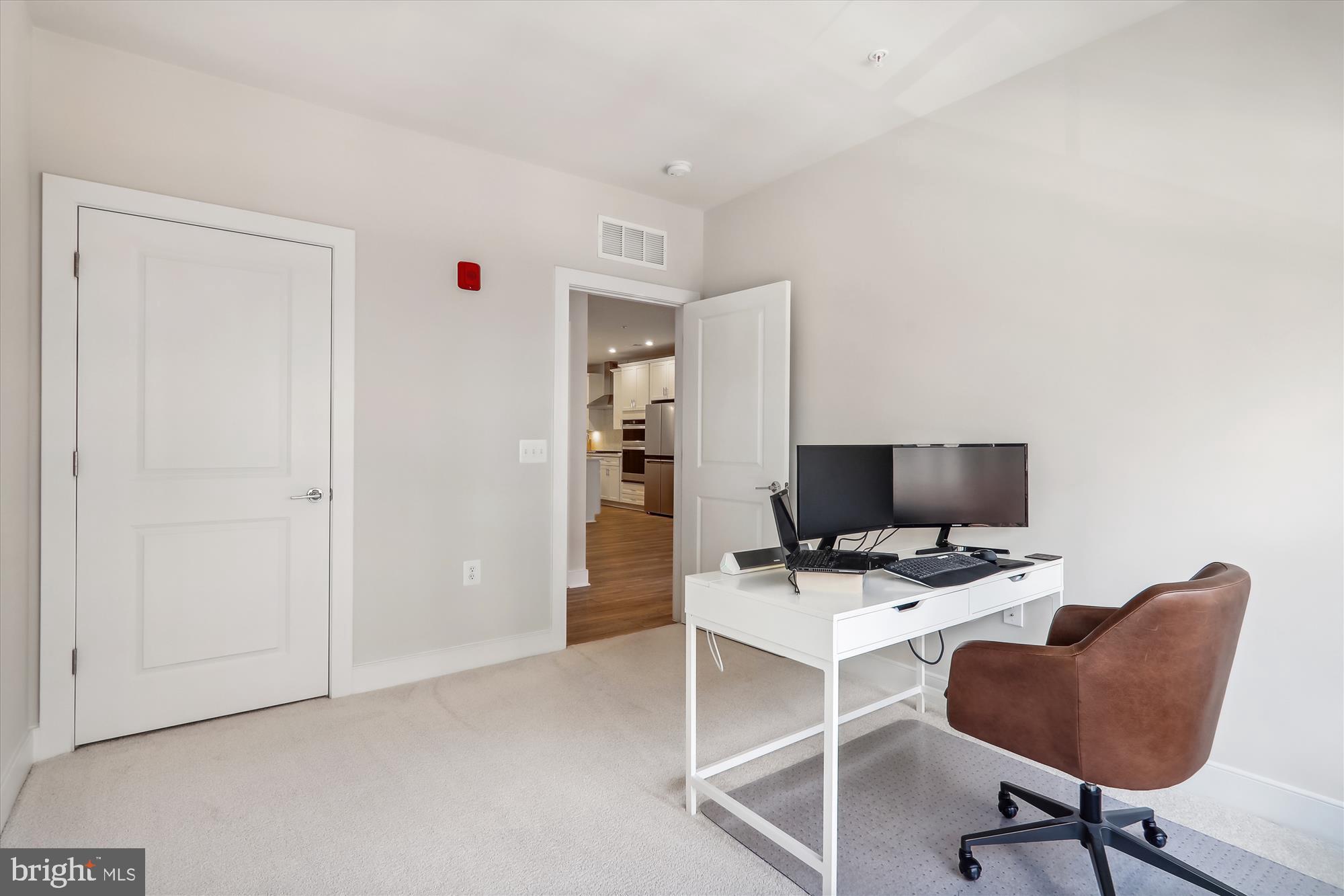 THE FLATS AT NATIONAL HARBOR - Residential Lease