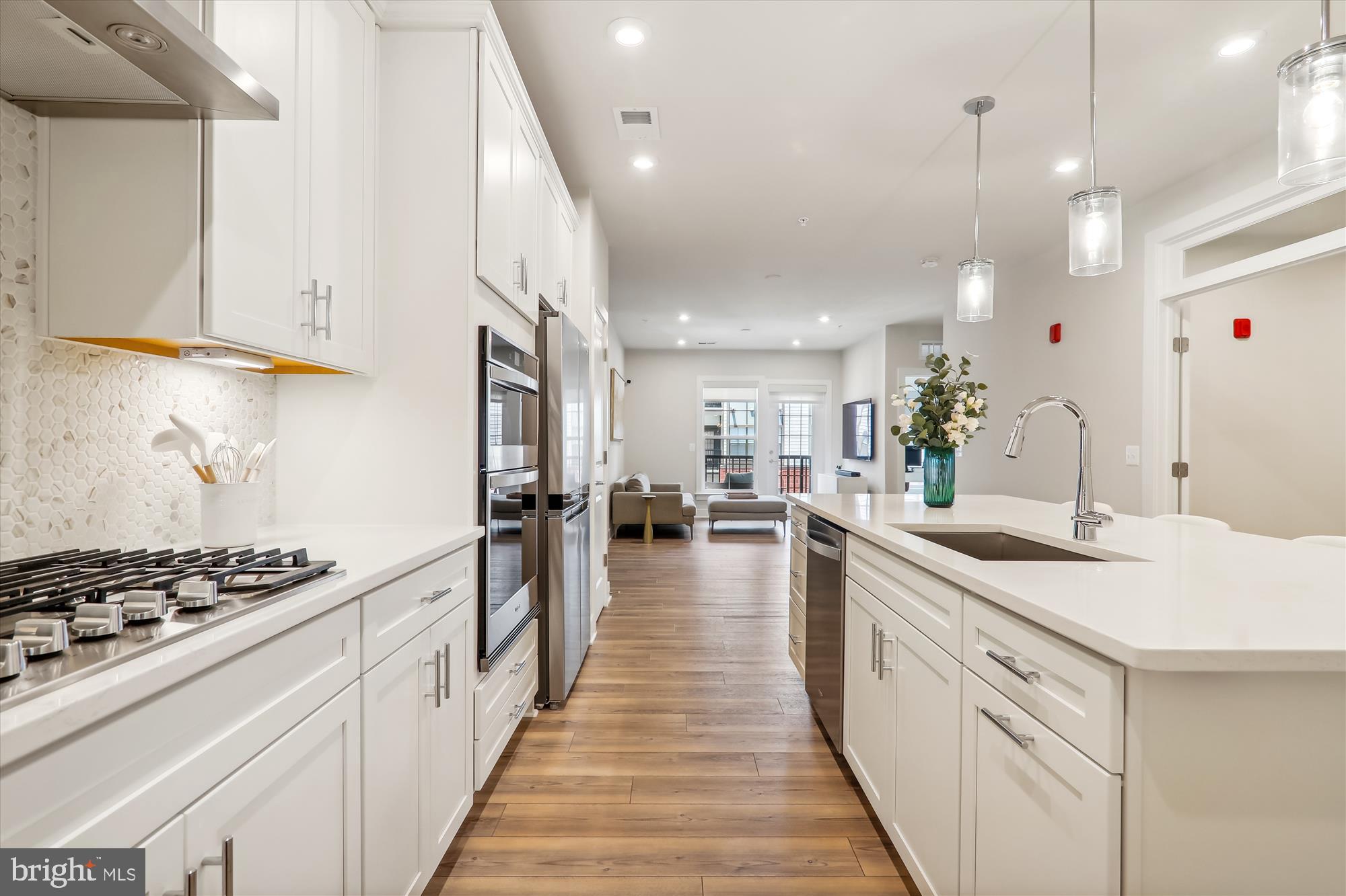 THE FLATS AT NATIONAL HARBOR - Residential Lease