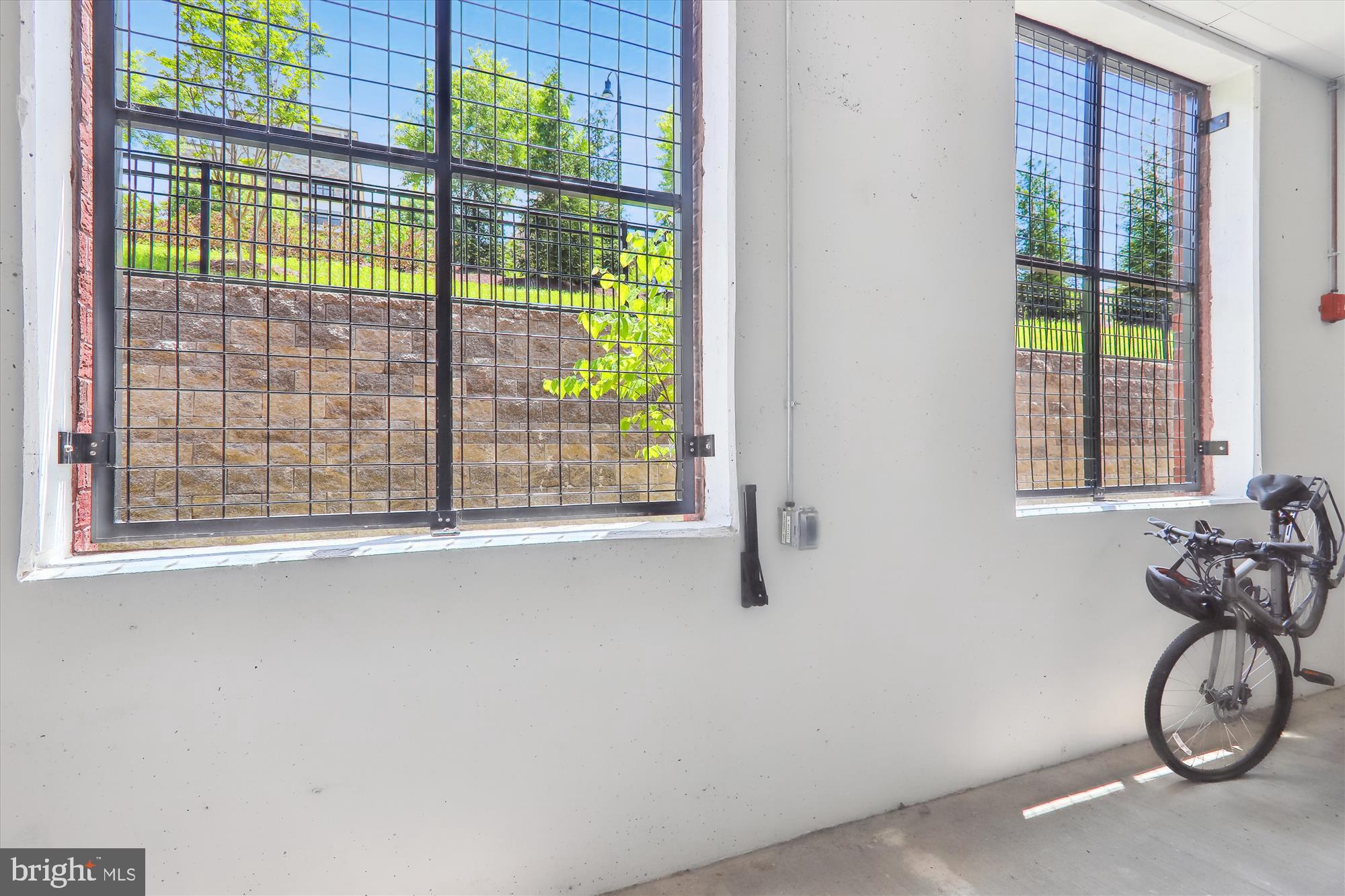 THE FLATS AT NATIONAL HARBOR - Residential Lease