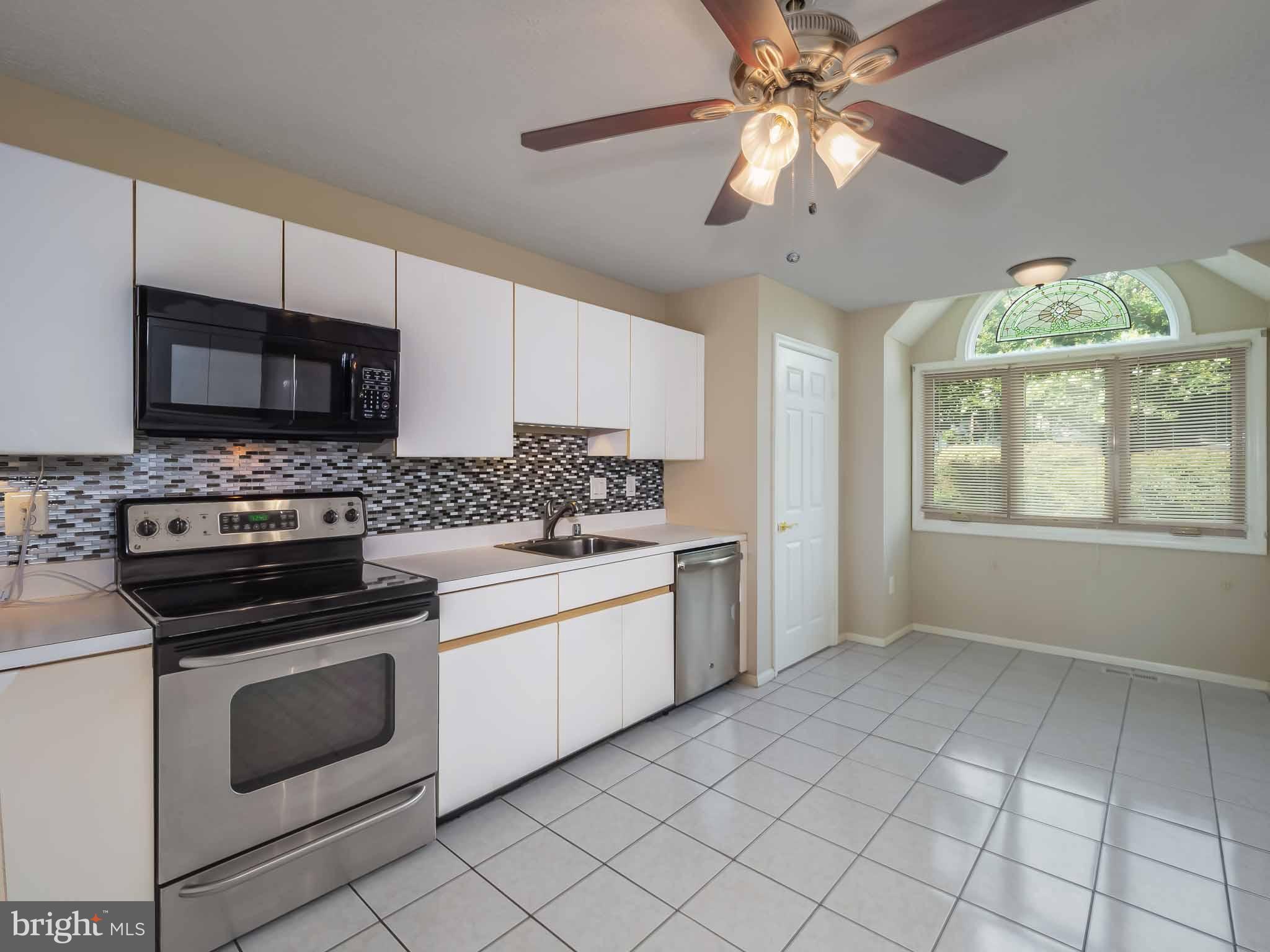 CHESAPEAKE STATION - Residential Lease