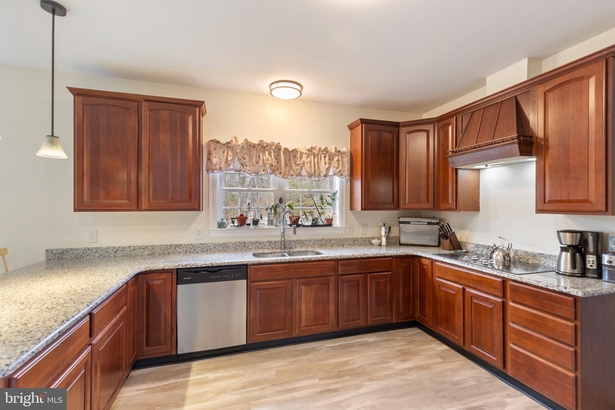 CHESTNUT GROVE ESTATES - Residential