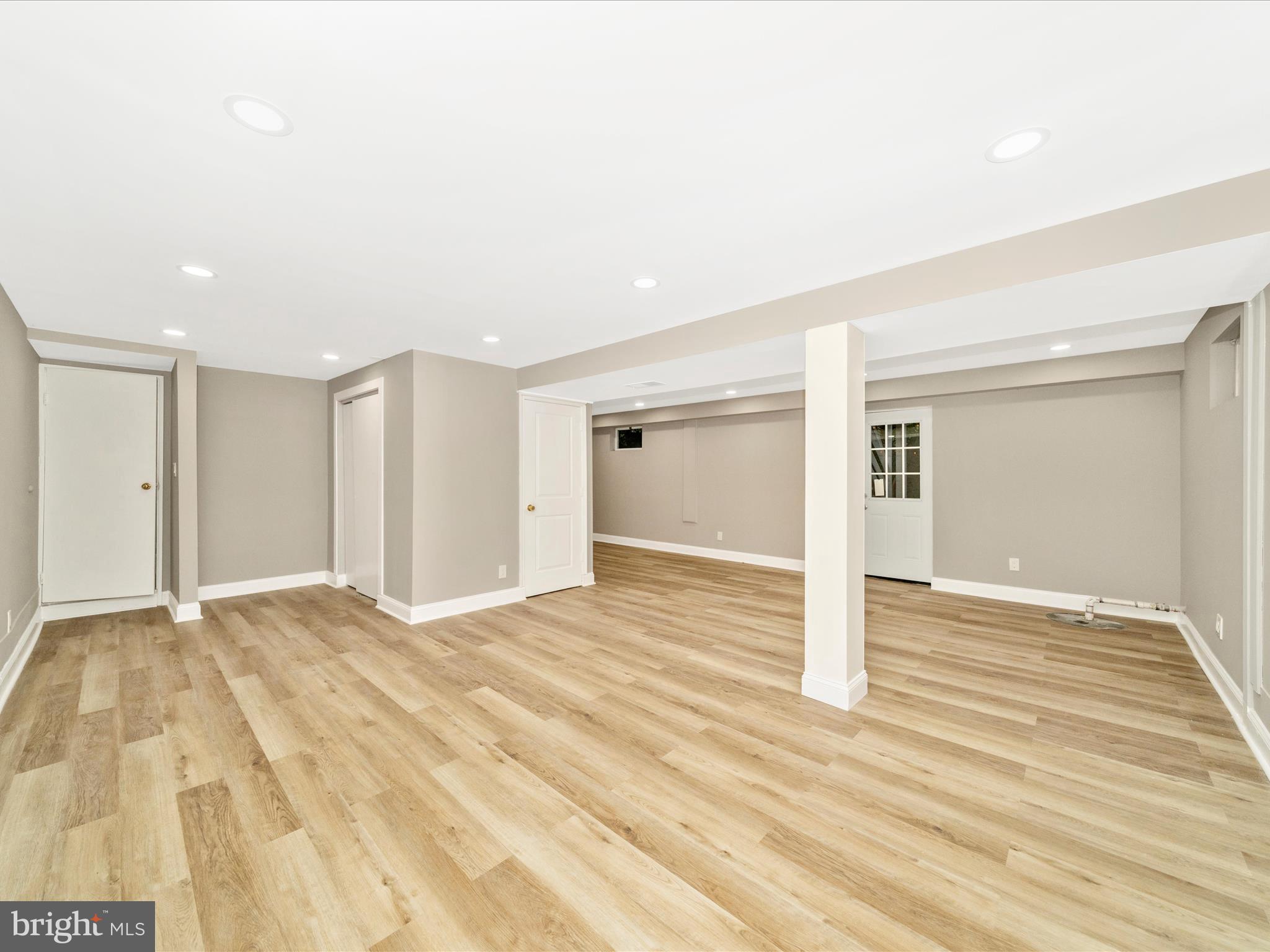 RIVER RIDGE ESTATES - Residential