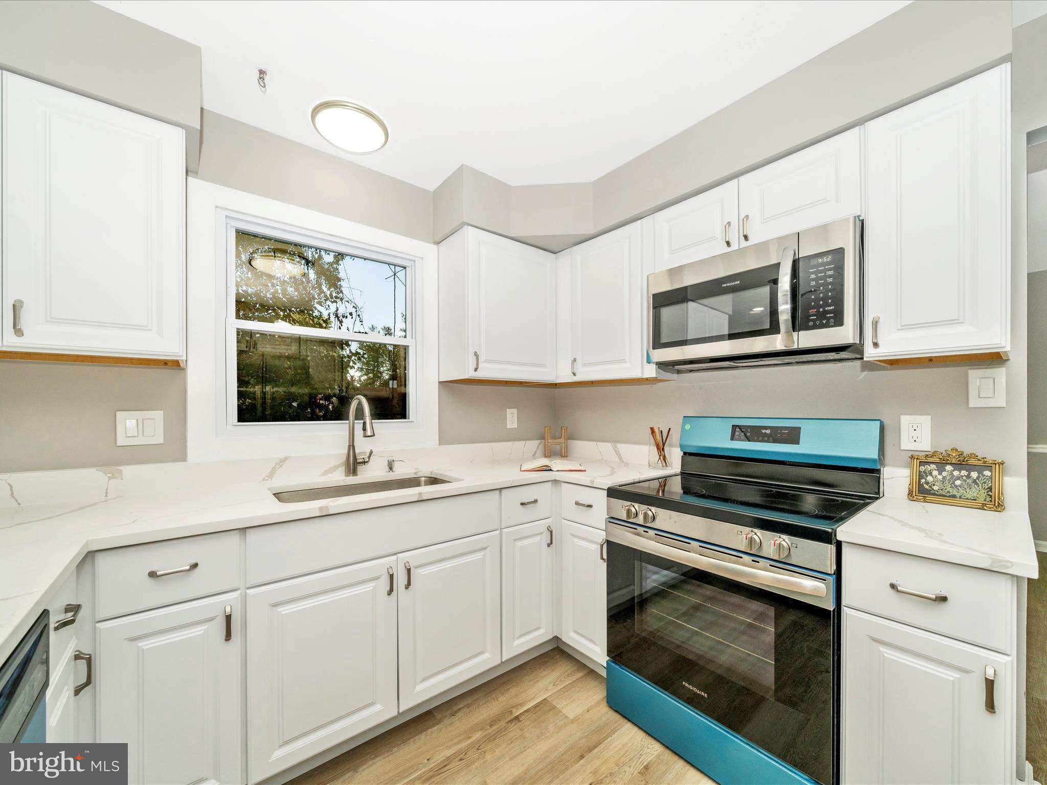 RIVER RIDGE ESTATES - Residential