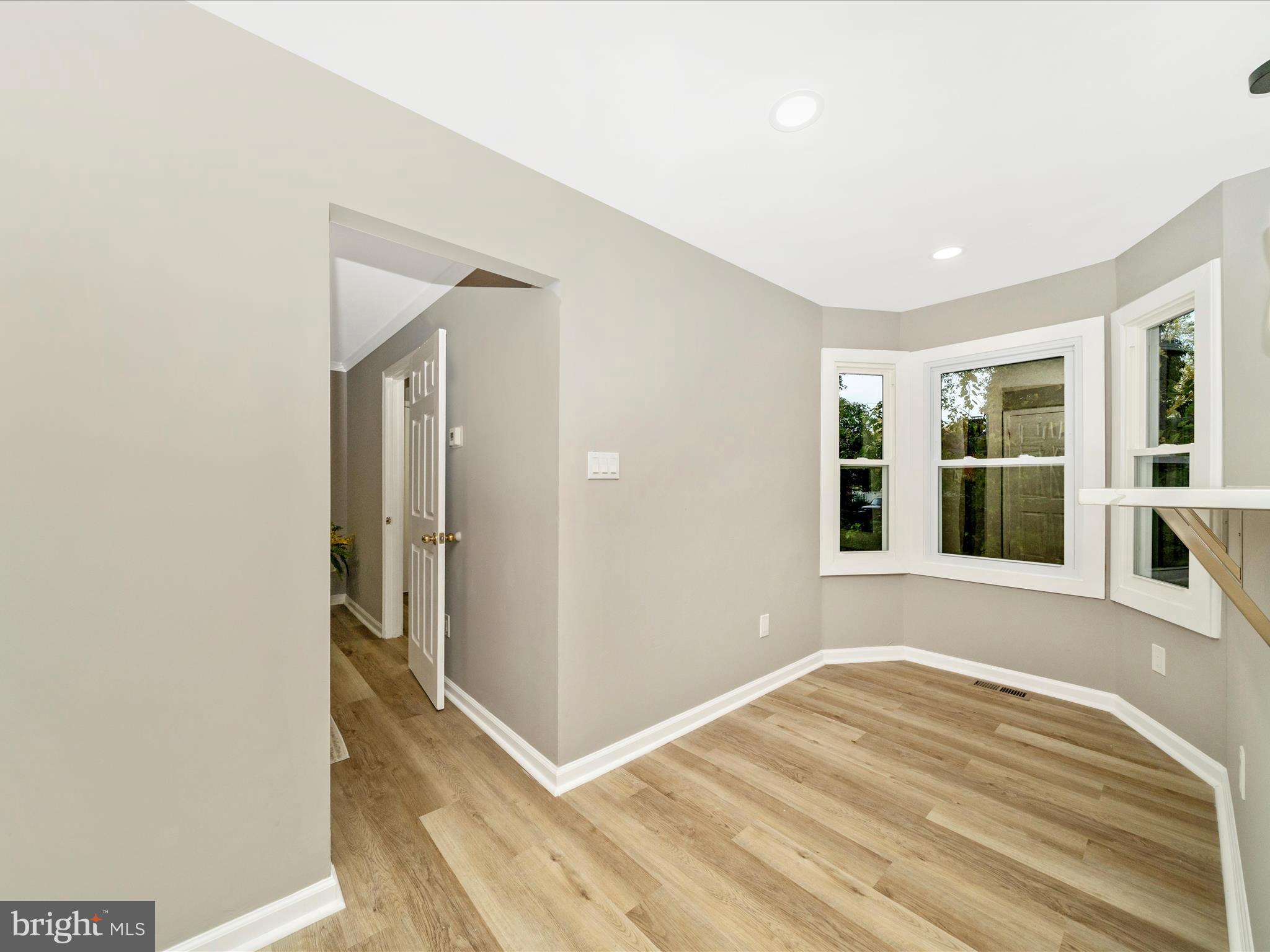 RIVER RIDGE ESTATES - Residential