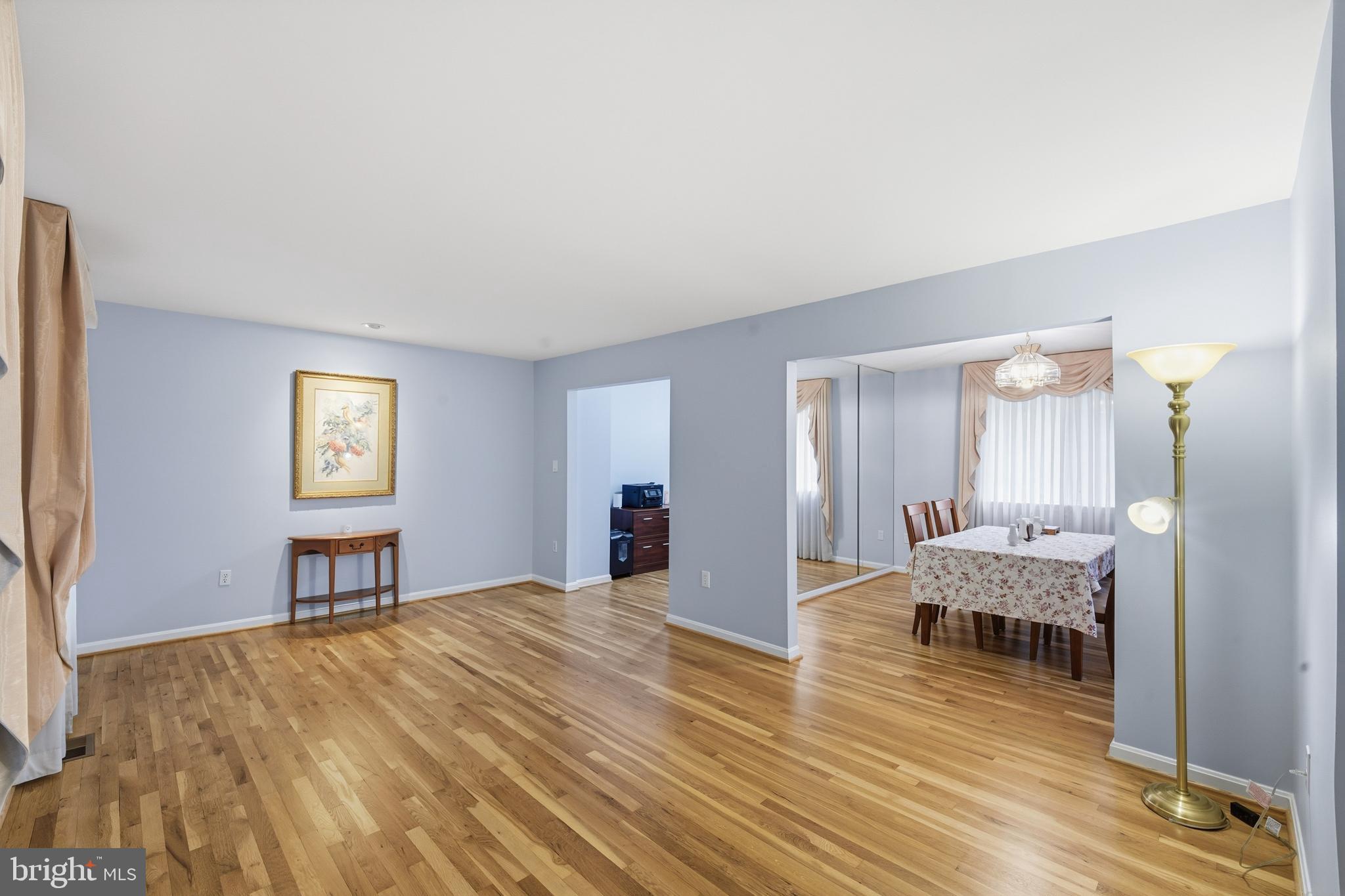 2304 HIDDEN VALLEY LANE