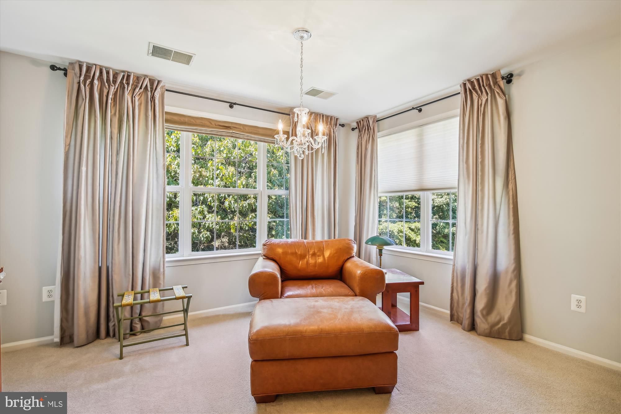 GOVERNORS GROVE - Residential