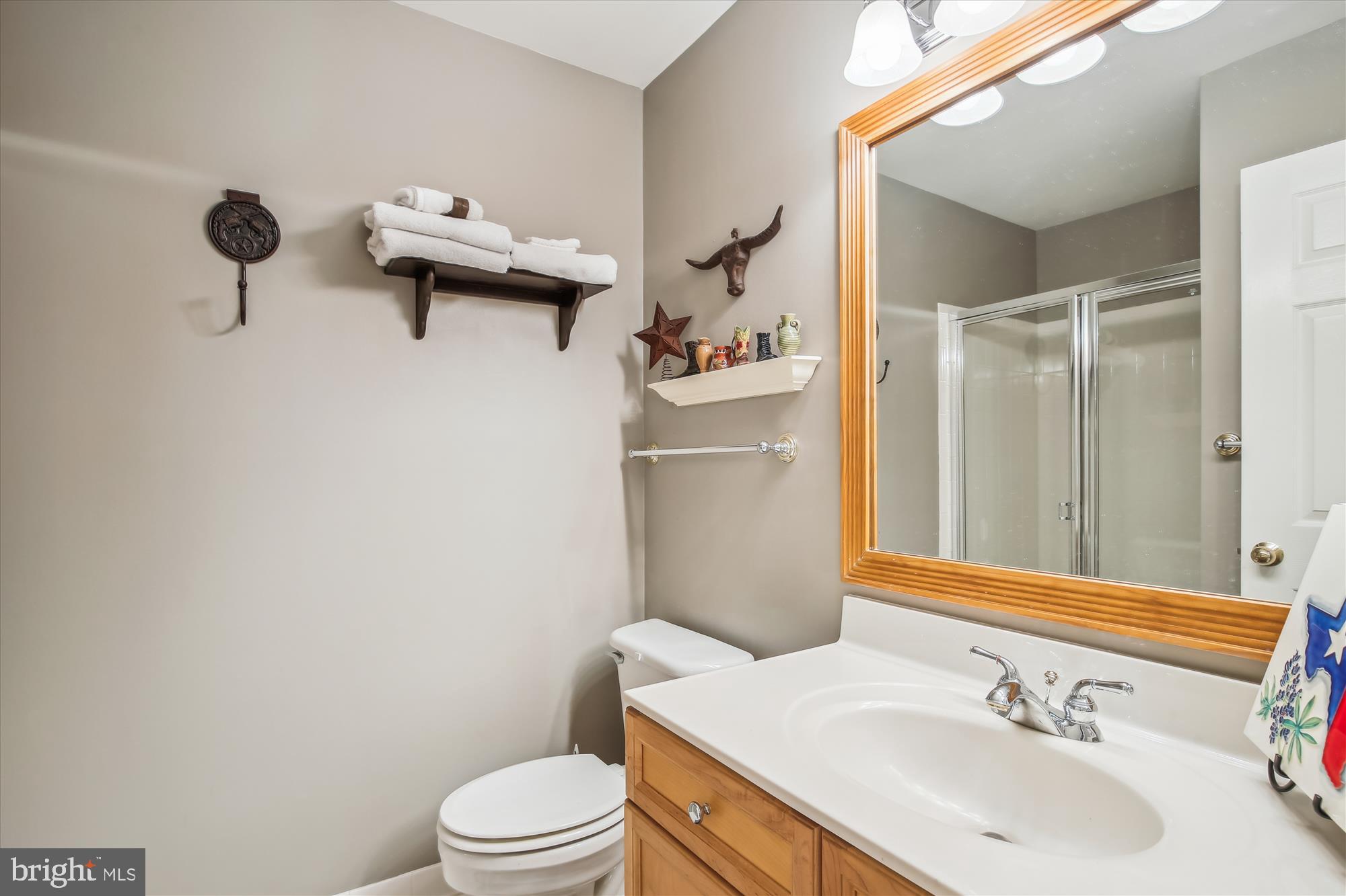 GOVERNORS GROVE - Residential