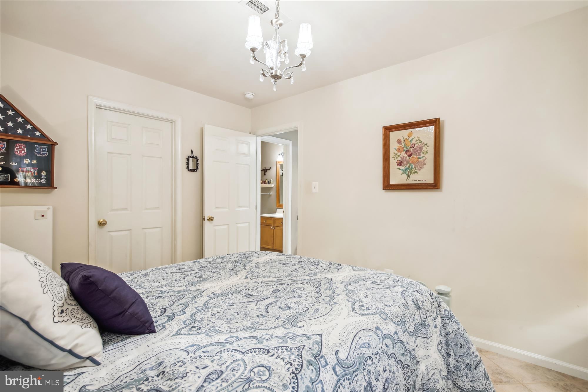 GOVERNORS GROVE - Residential