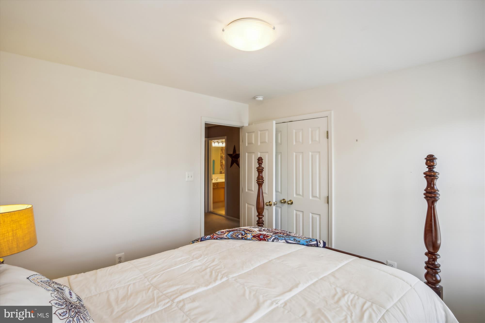 GOVERNORS GROVE - Residential