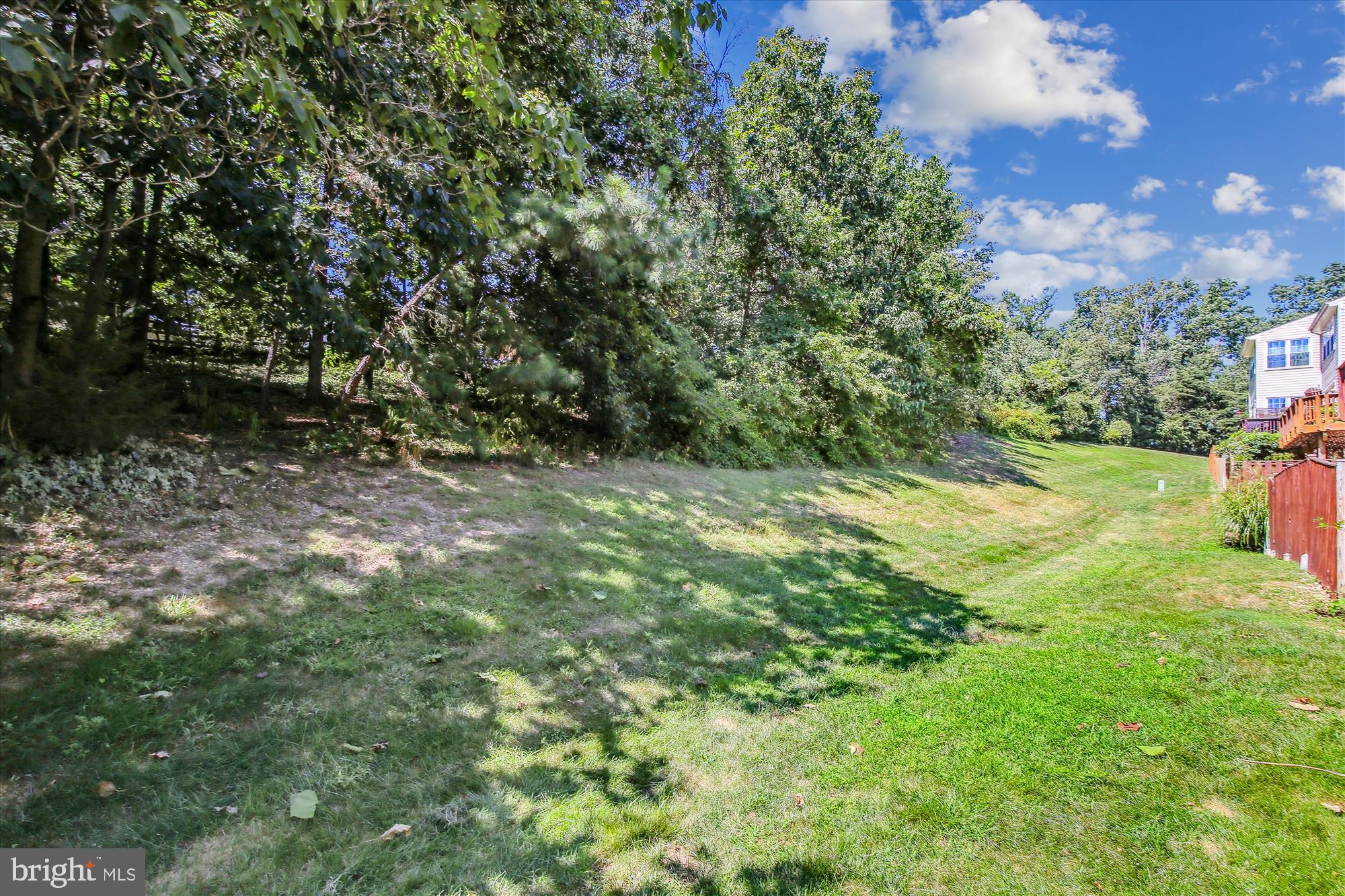 GOVERNORS GROVE - Residential