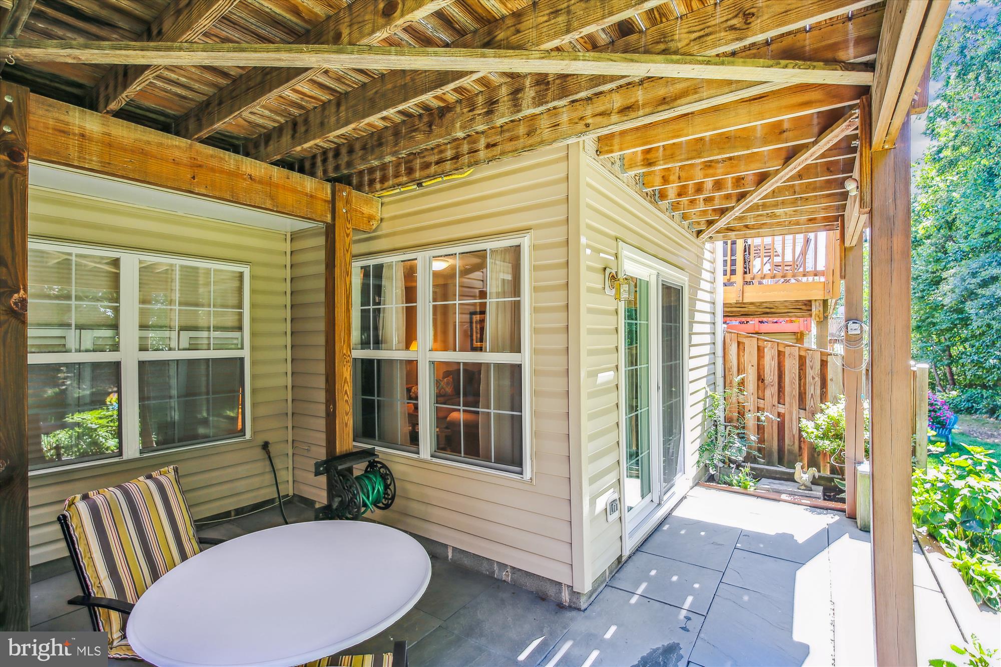 GOVERNORS GROVE - Residential