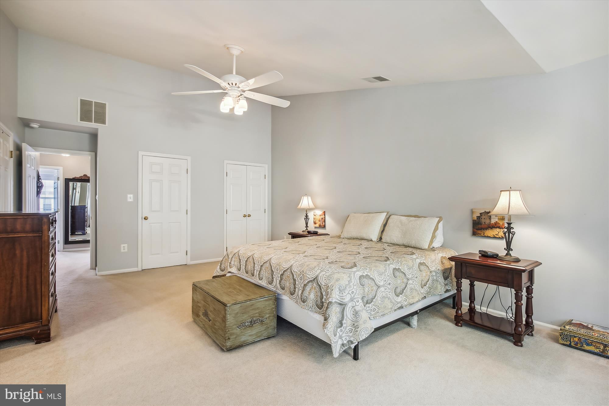 GOVERNORS GROVE - Residential