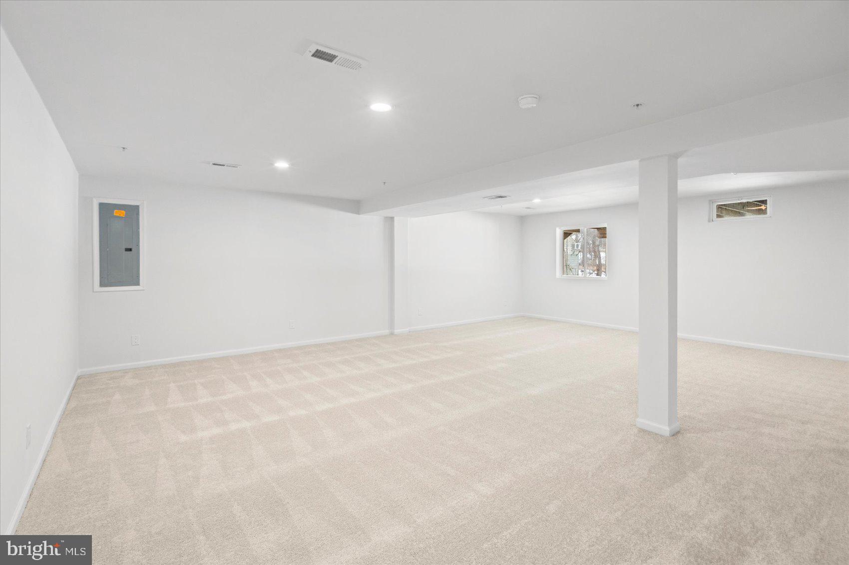 SHERMAN - Residential