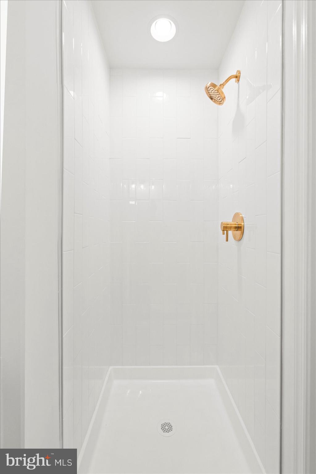 SHERMAN - Residential