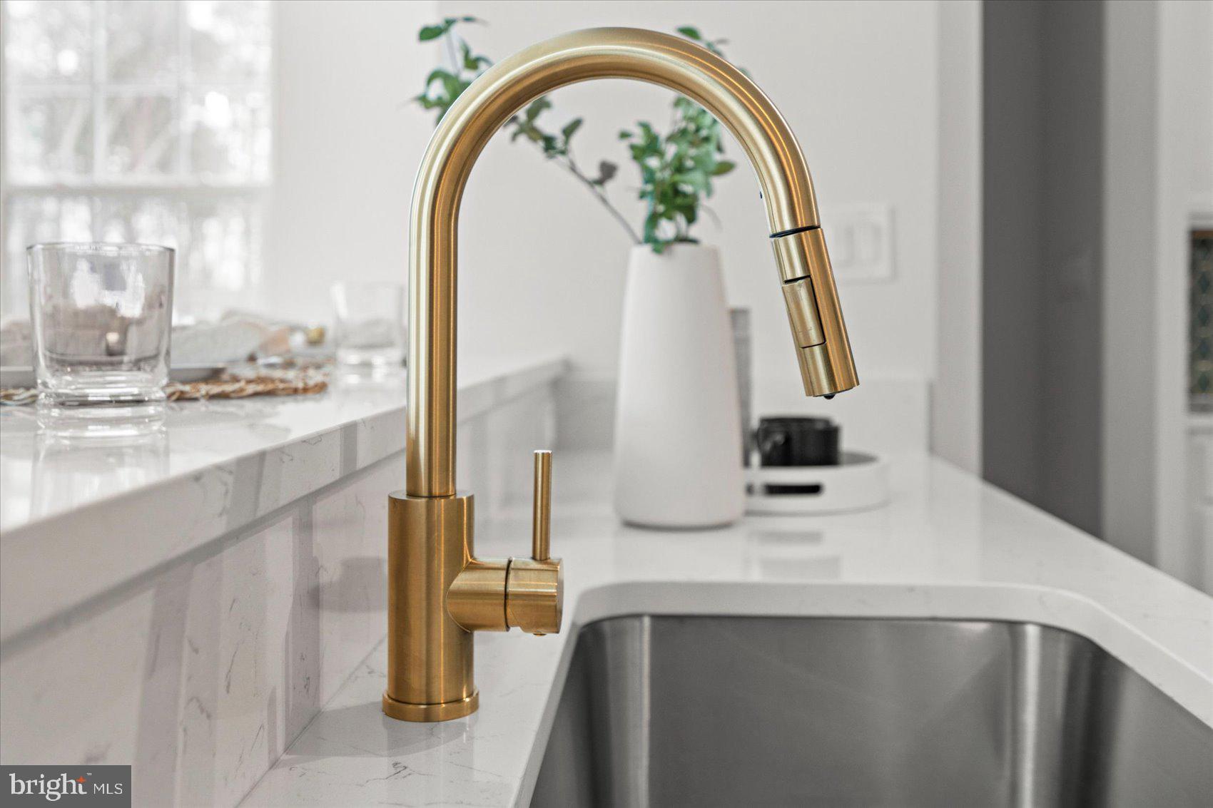 SHERMAN - Residential